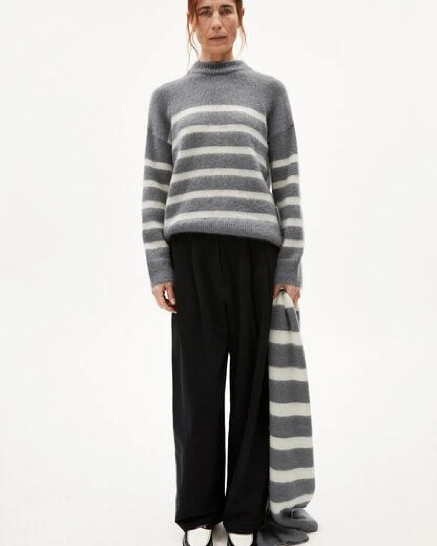 ARMEDANGELS GWYNEIRAA STRIPES Damen Pullover Loose Fit aus Mohair-Woll Mix – Ansicht 4