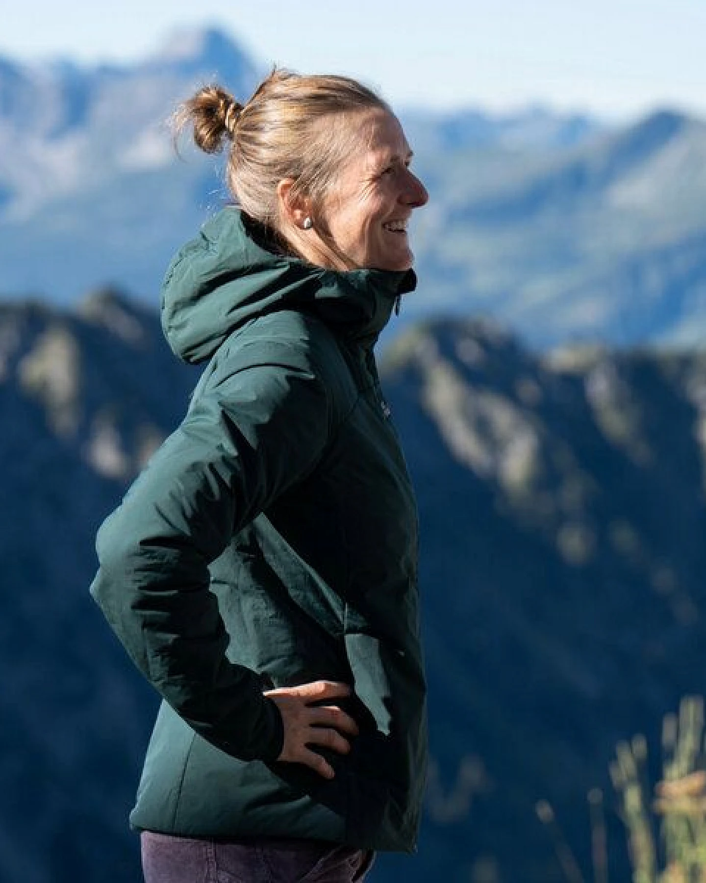 Adele Bergzauber Anna Outdoor-Isolationsjacke mit Lavalan – Ansicht 2