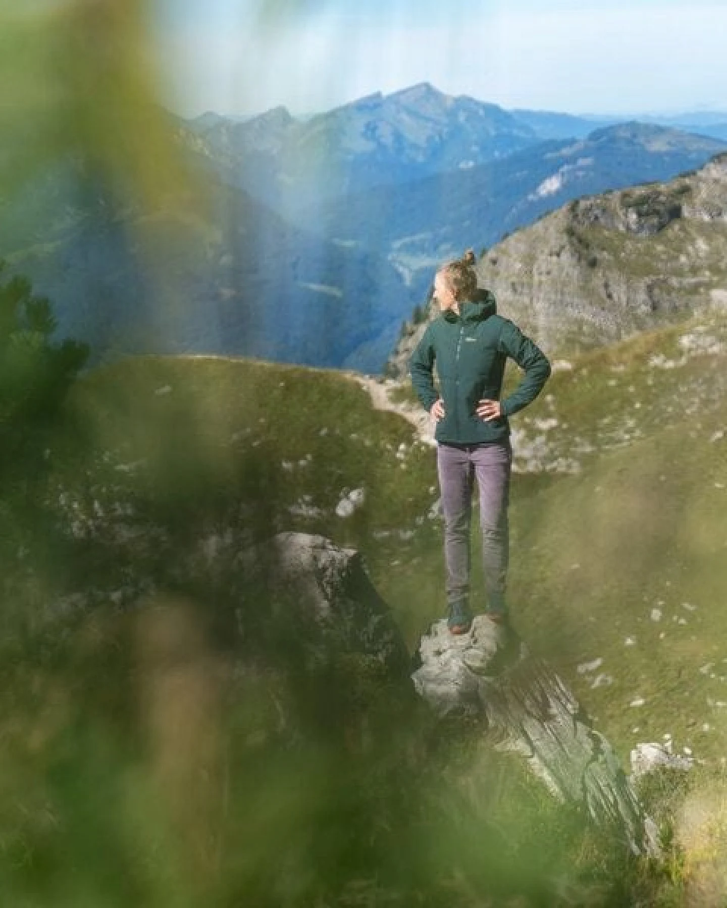 Adele Bergzauber Anna Outdoor-Isolationsjacke mit Lavalan – Ansicht 4
