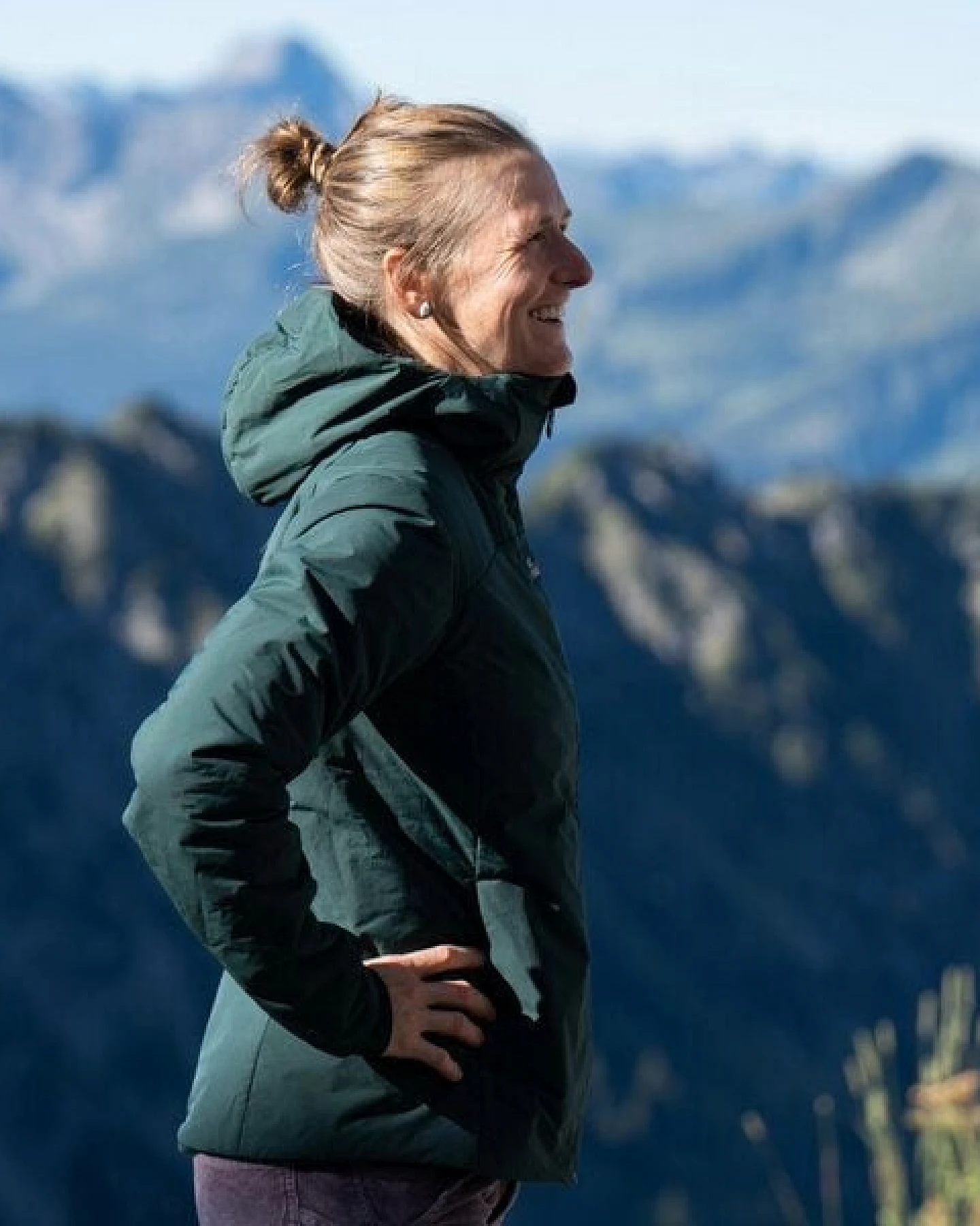Adele Bergzauber Anna Outdoor-Isolationsjacke mit Lavalan – Ansicht 2