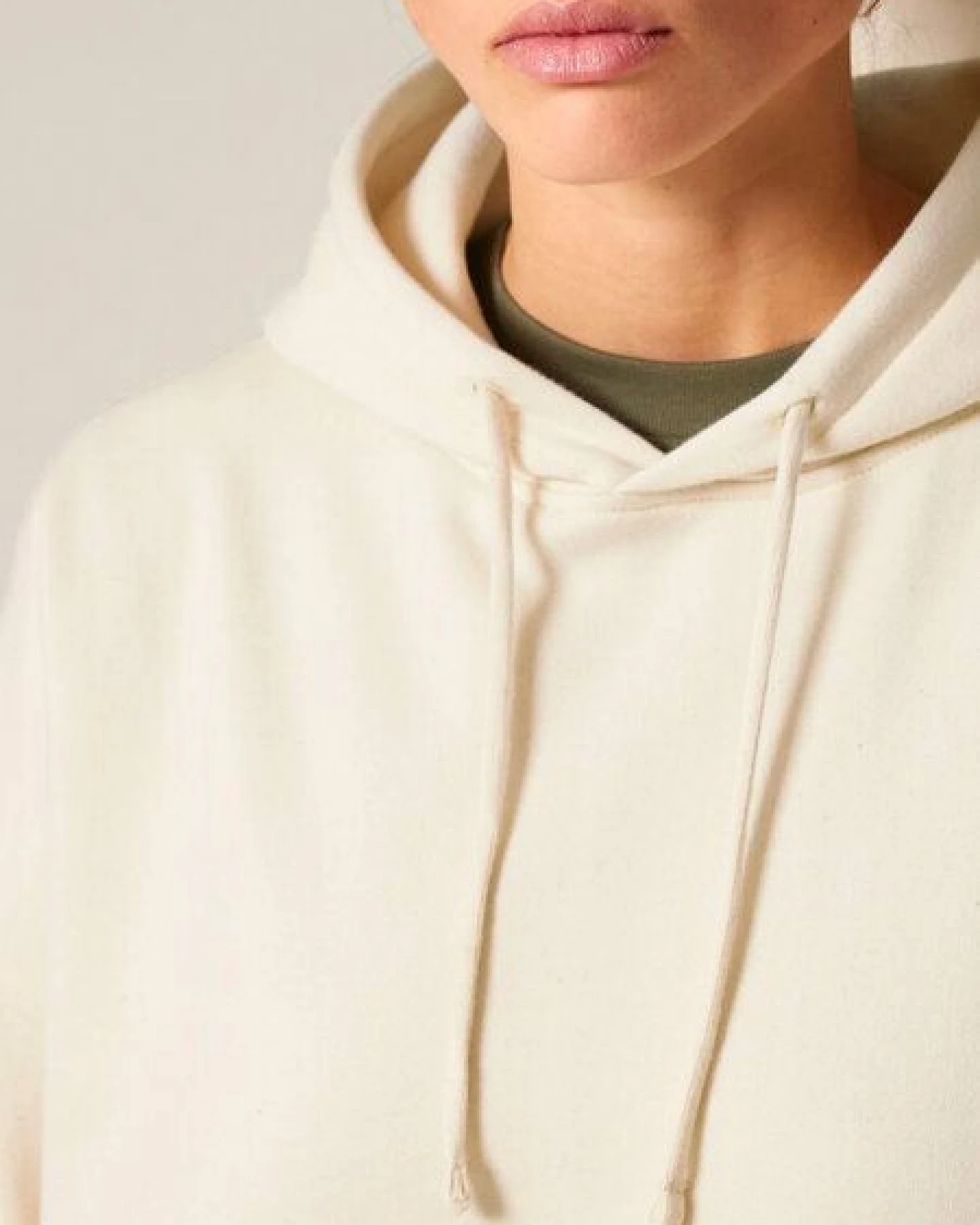 Human Family Bio Damen-Hoodie „Relax – Simple Beauty“ – Ansicht 2