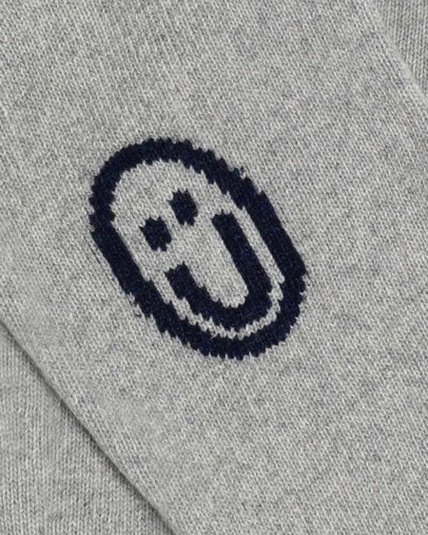Rotholz Smiling Strickpullover aus recycelter Wolle – Ansicht 3