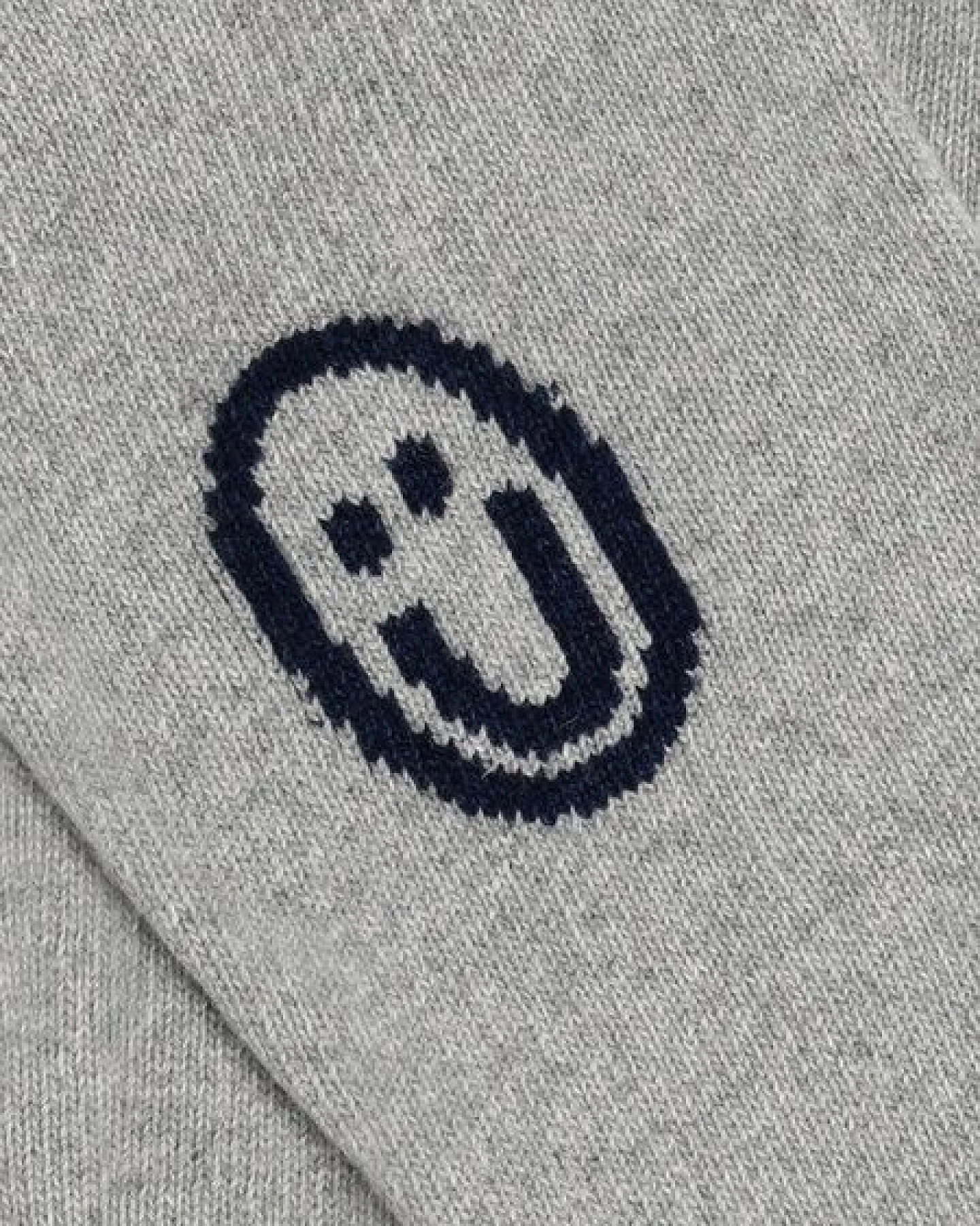 Rotholz Smiling Strickpullover aus recycelter Wolle – Ansicht 3