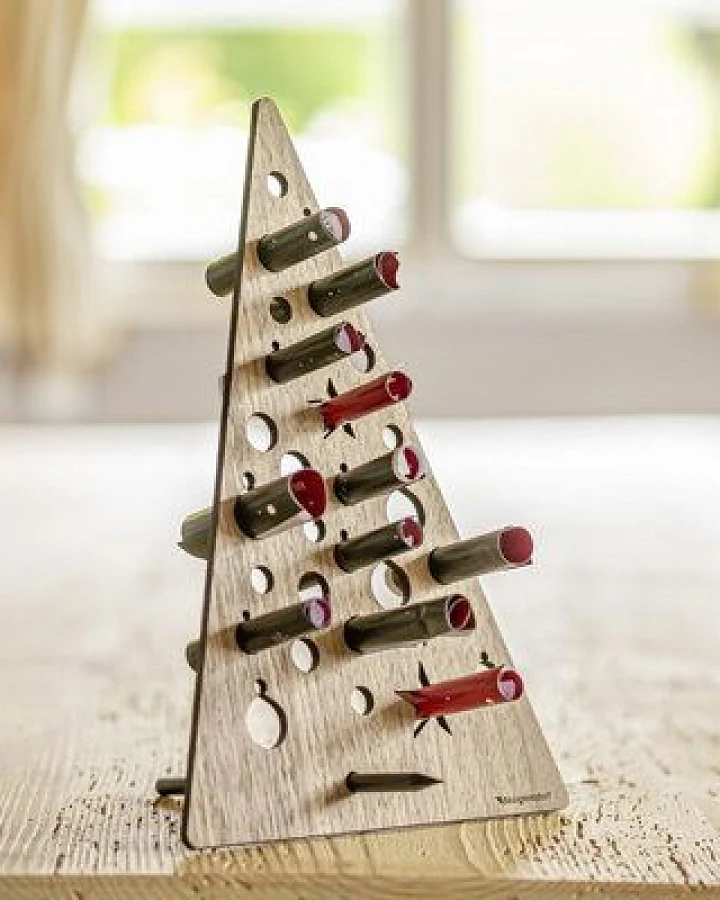 designimdorf ADVENTSBAUM – Nachhaltiger Adventskalender aus Nussbaum