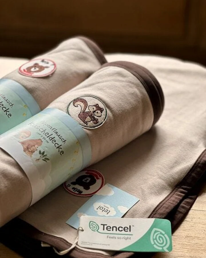 tetoi-vienna Kuscheldecke aus TENCEL "Alpenflausch" für Babys und Kinder 140x90cm beige