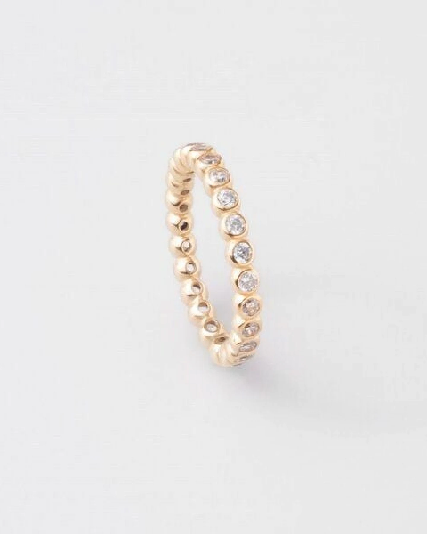 fejn jewelry Ring 'sparkle eternity' - Bandring mit Zirkonia Steinen – Ansicht 3