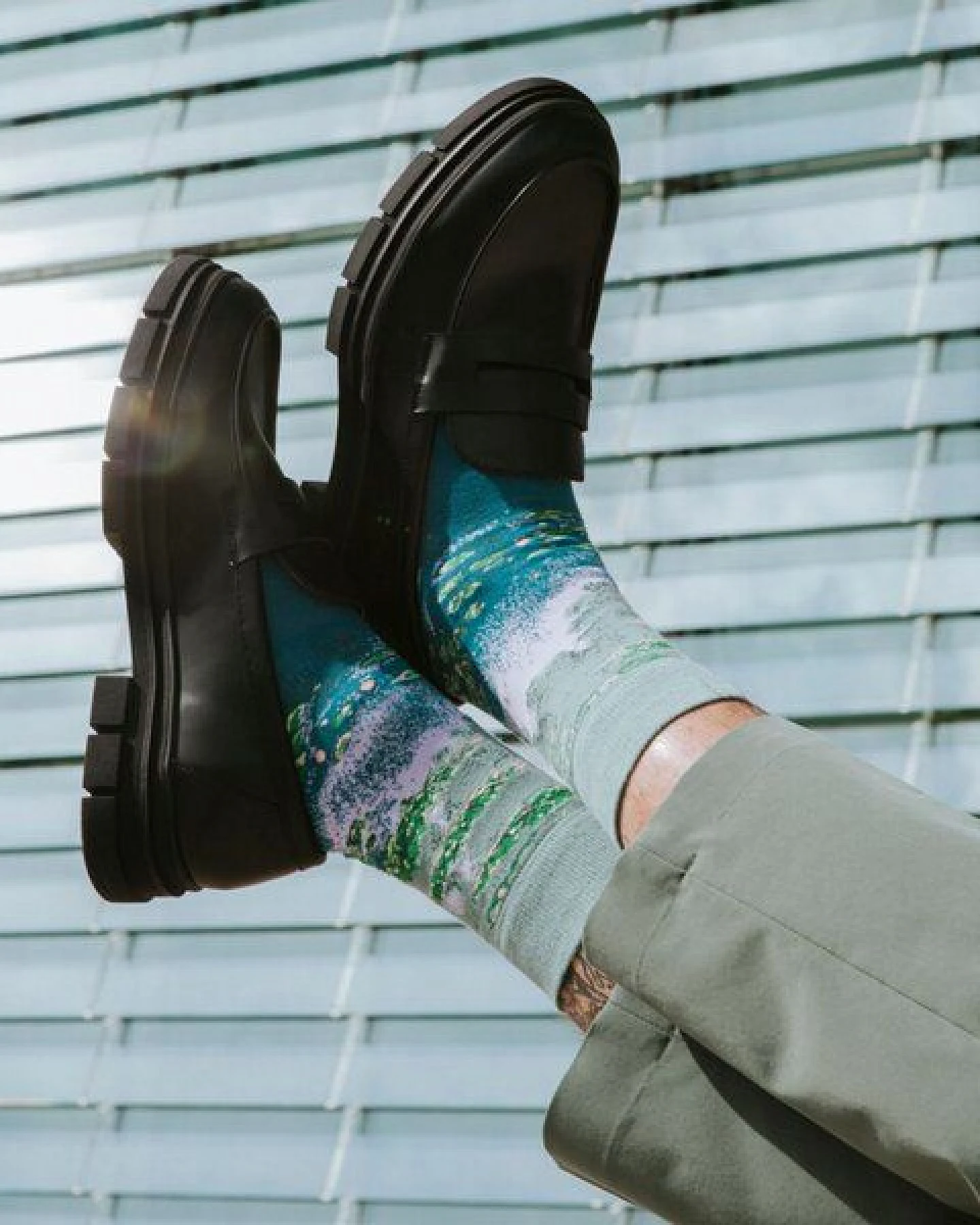 KUNSTSOKKEN Kunst Socken Geschenkset - Nahtlose Bunte Socken aus Bio-Baumwolle Mix - Lustige kunstsocken weihnachtsgeschenke für kunstliebhaber – Ansicht 3