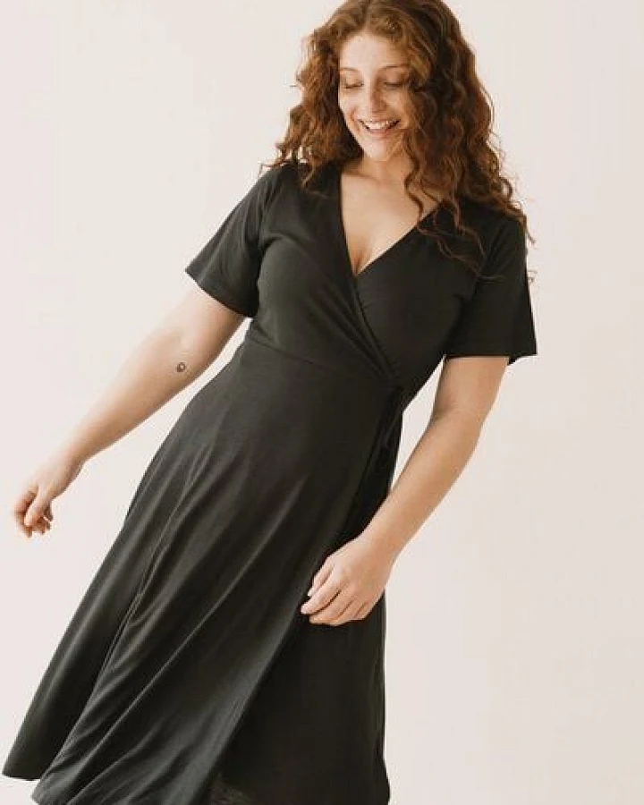 TIRALAHILACHA Helen Tencel wrap dress in black