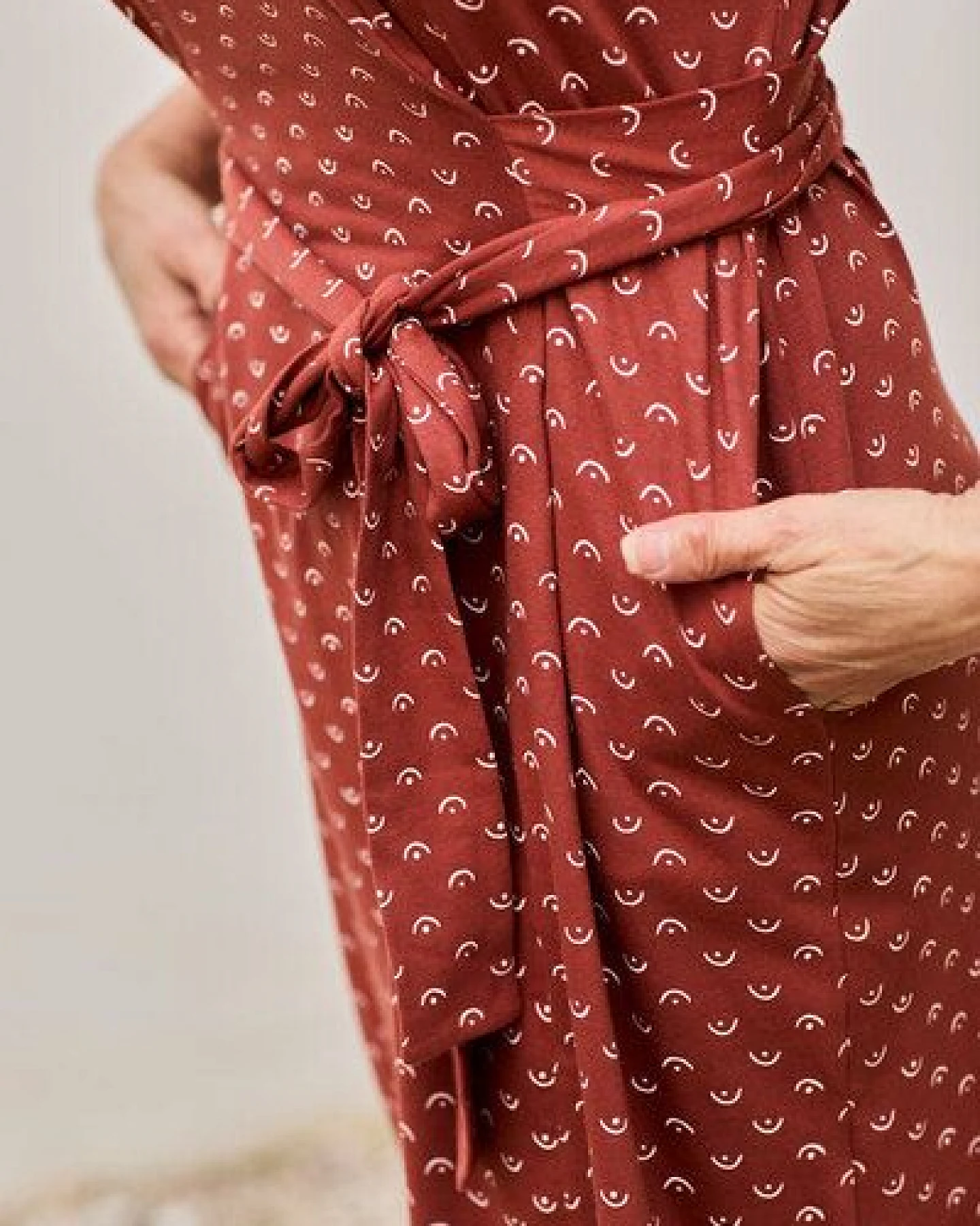 TIRALAHILACHA Frida Dress – Ansicht 2