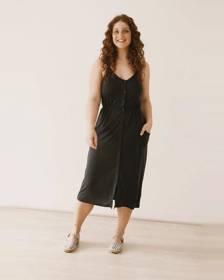 TIRALAHILACHA Hiara Tencel midi dress in black