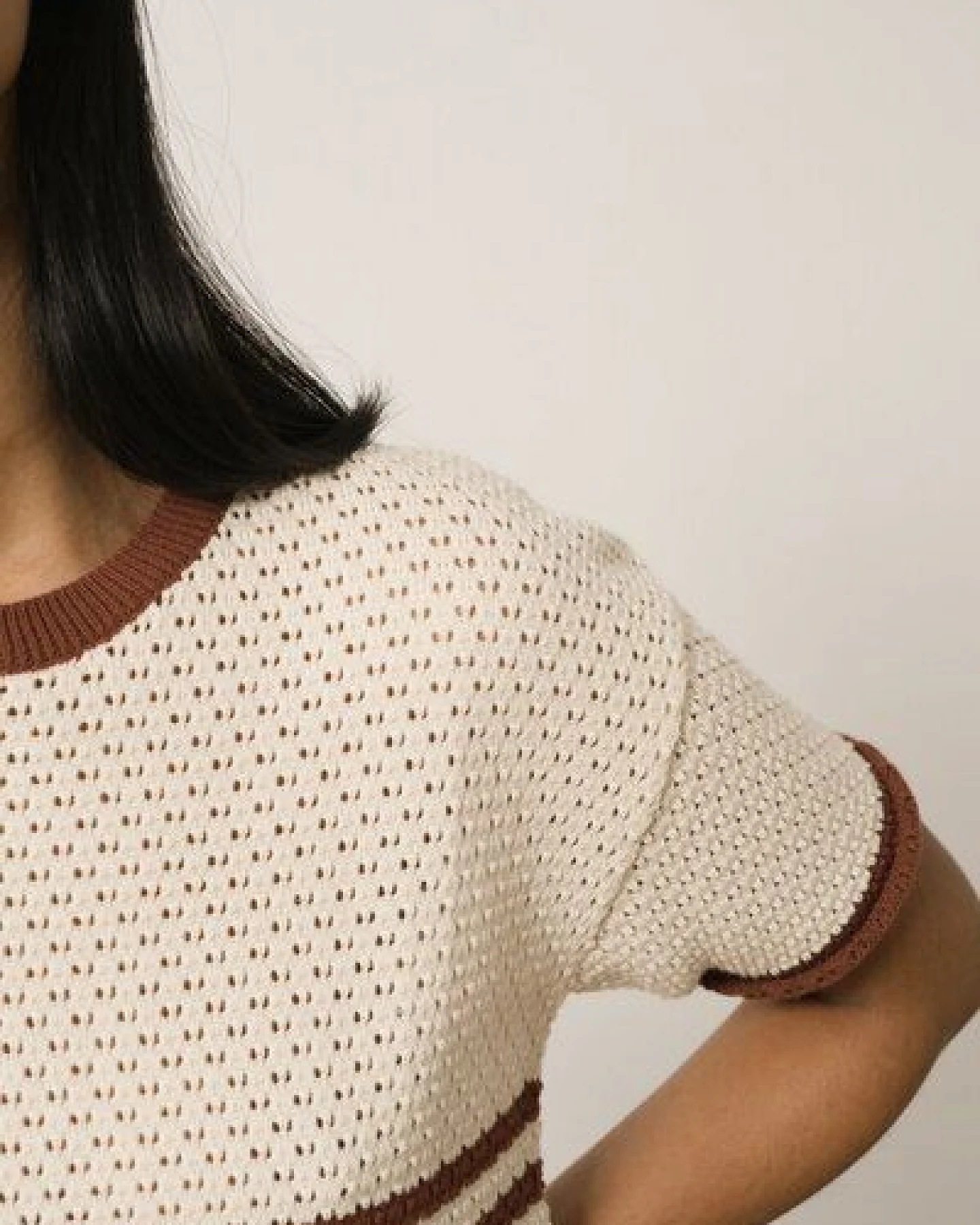TIRALAHILACHA Hadara Short Sleeve Knitted Top – Ansicht 3