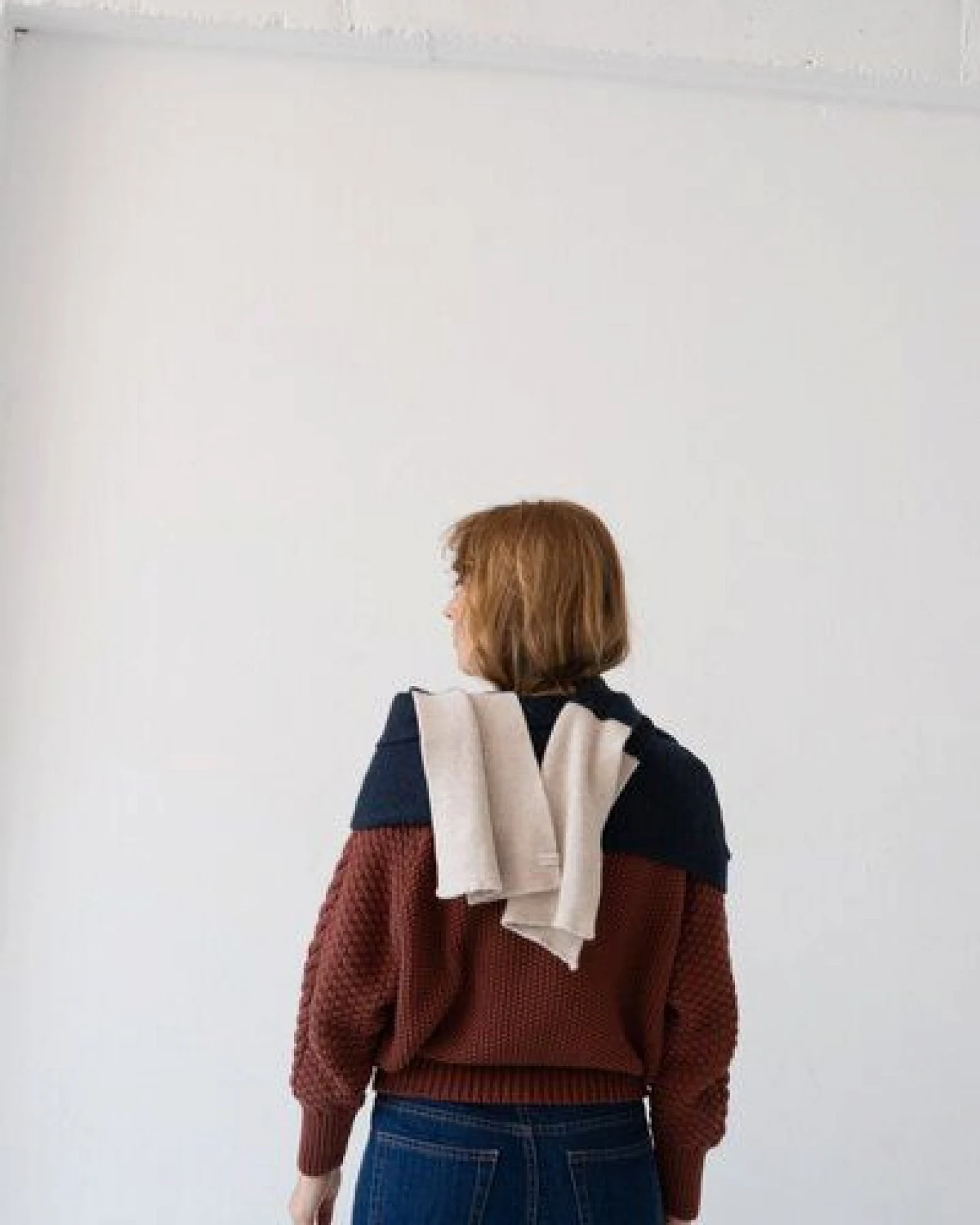 TIRALAHILACHA Tayo chunky wool scarf in two-tone – Ansicht 3