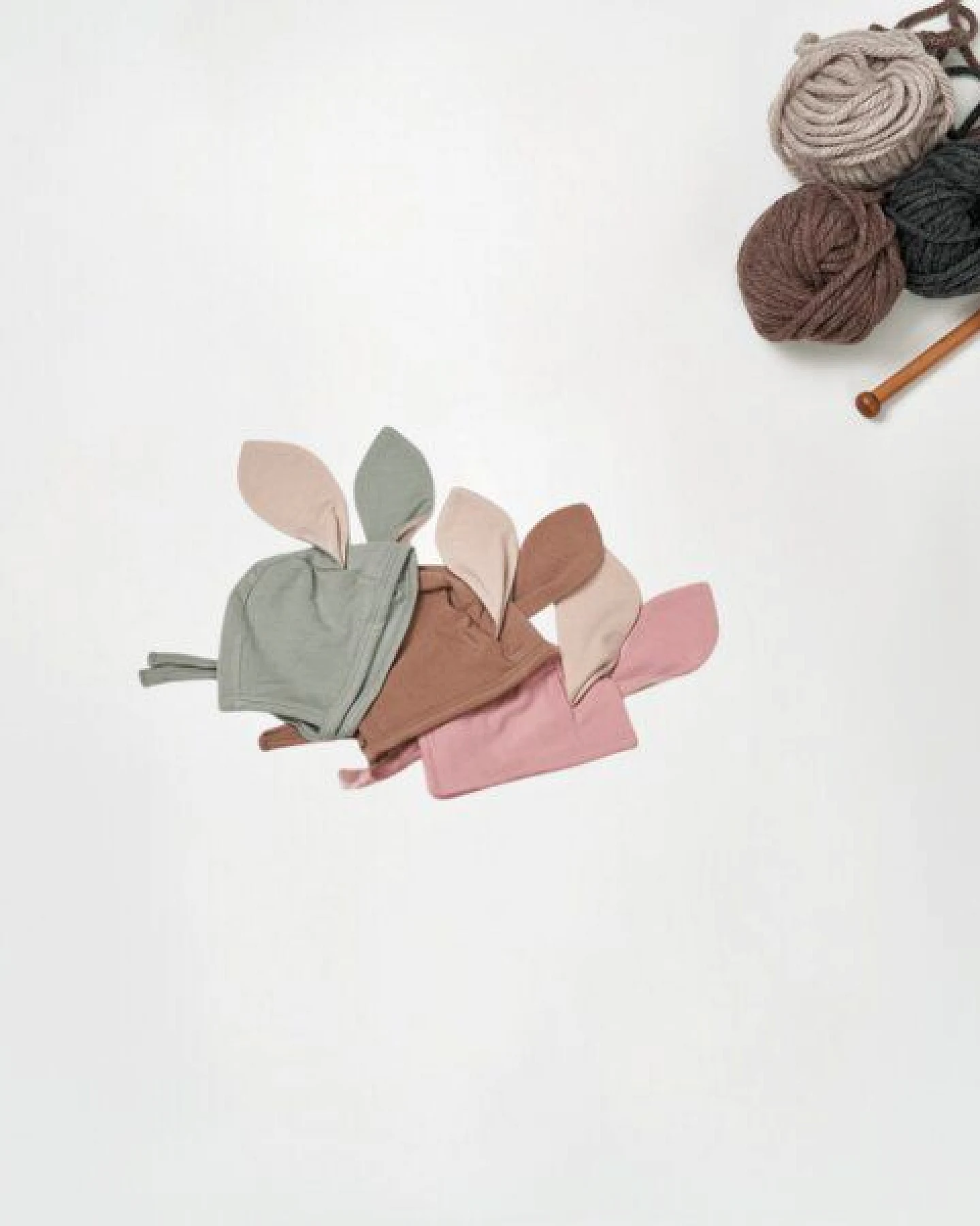 tetoi-vienna TENCEL kuschelweiche Babyhaube "Alpenflausch Mützchen" – Ansicht 2
