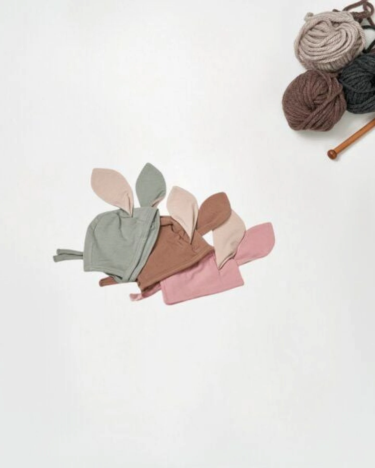 tetoi-vienna TENCEL kuschelweiche Babyhaube "Alpenflausch Mützchen" – Ansicht 2
