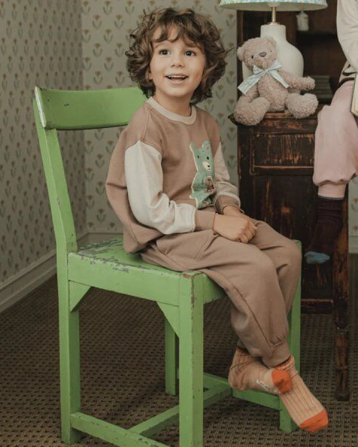 tetoi-vienna TENCEL kuscheliges Kinder Sweatshirt Hose Set "Alpenflausch Bär"