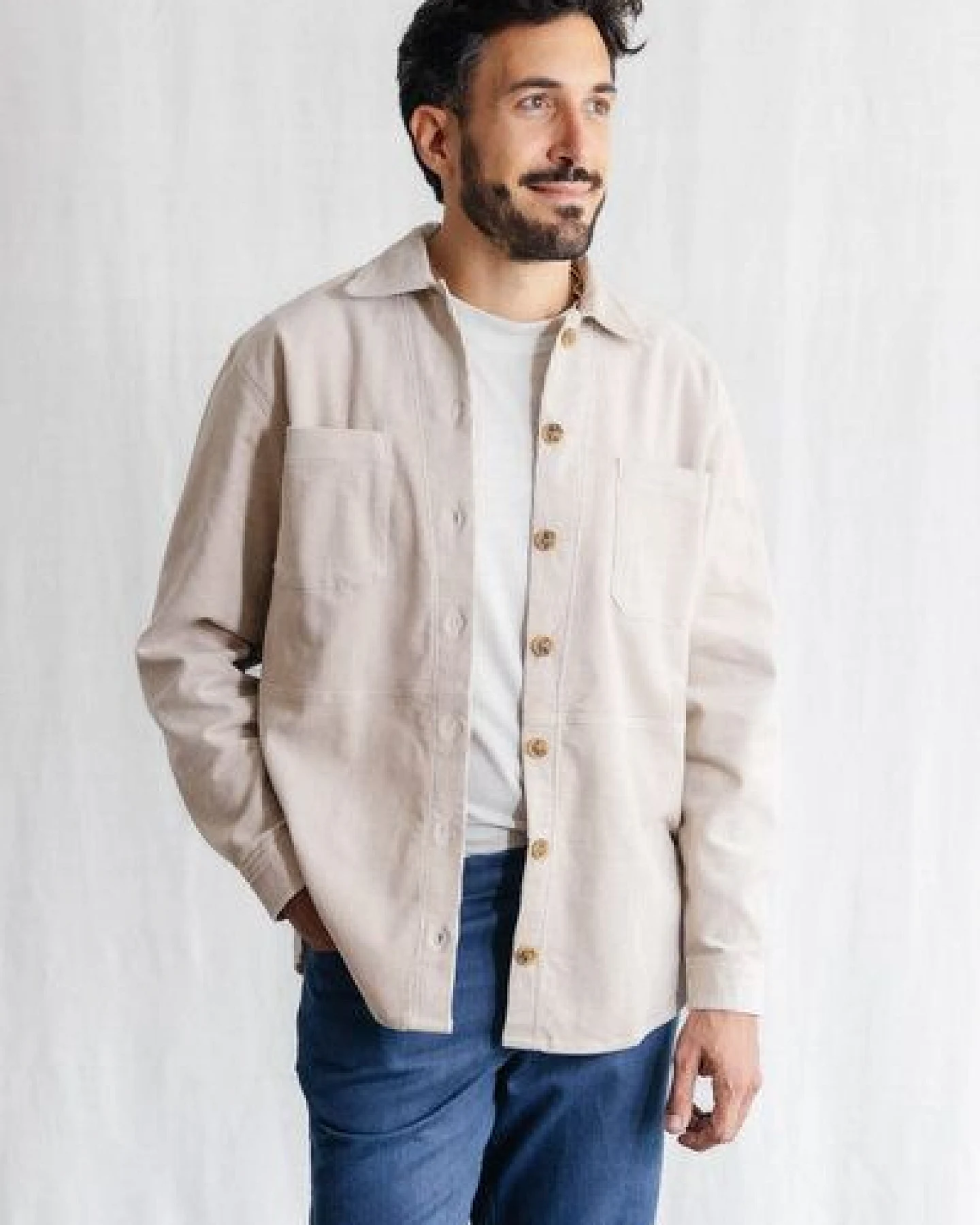 Jyoti - Fair Works Bio-Baumwollcord Shacket Kalagi – Ansicht 4