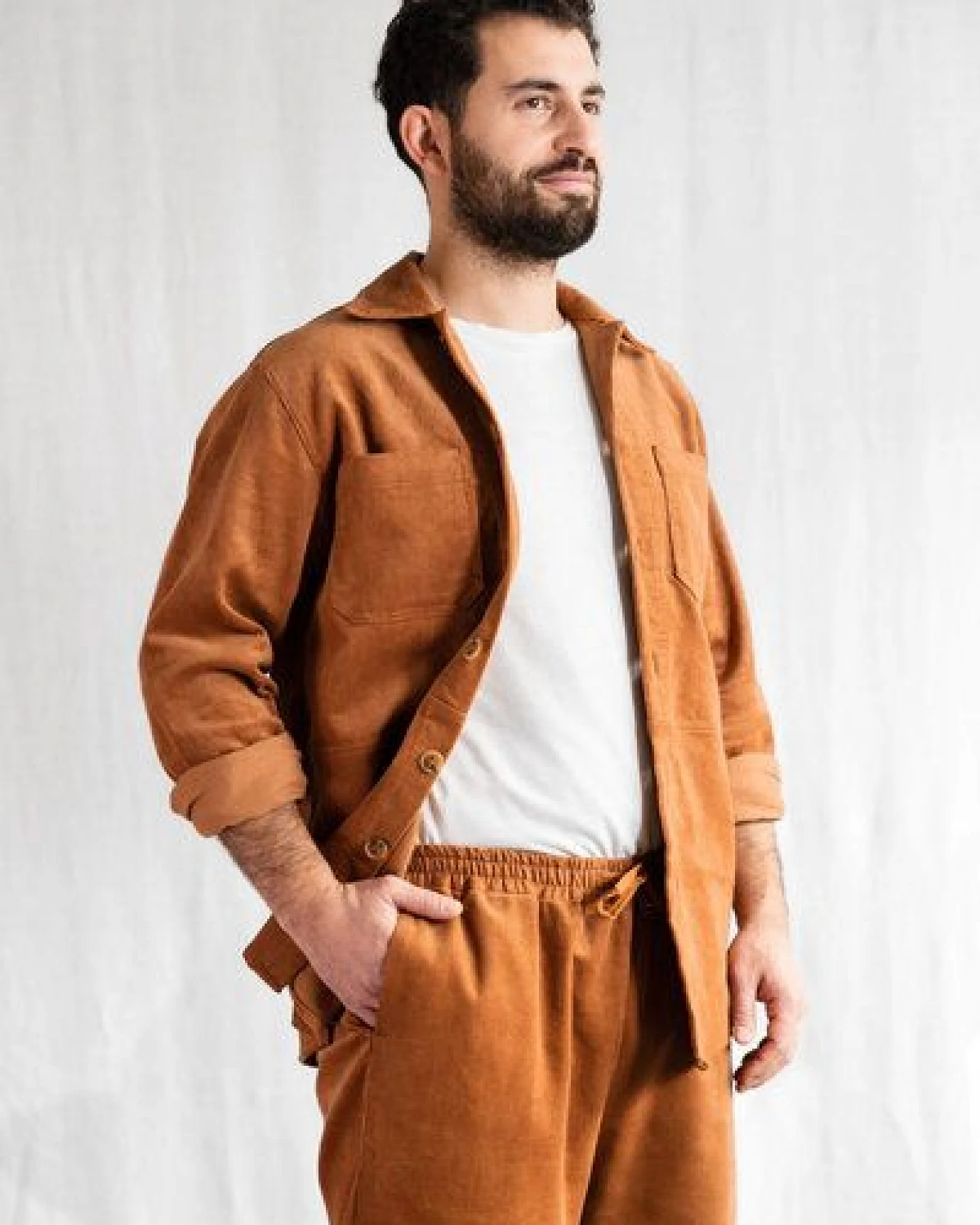 Jyoti - Fair Works Bio-Baumwollcord Shacket Kalagi – Ansicht 2