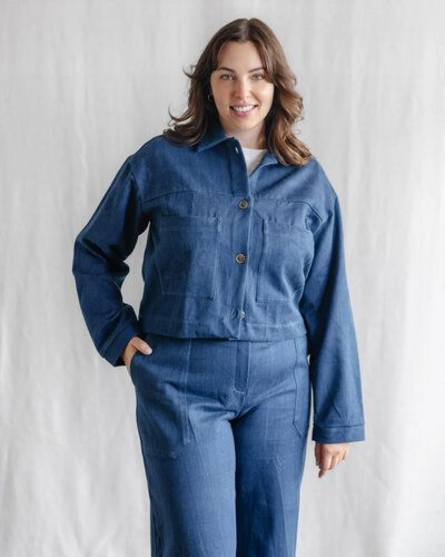 Jyoti - Fair Works Bio-Baumwolldenim Shacket Mayur – Ansicht 4