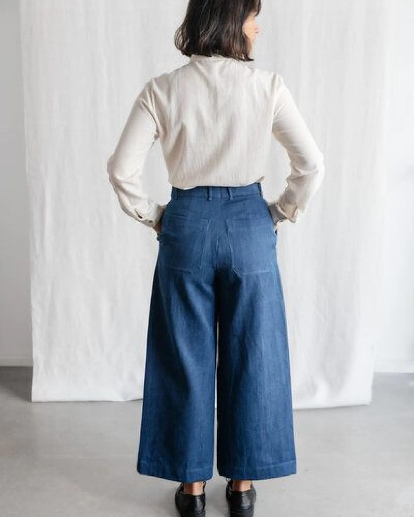Jyoti - Fair Works Bio-Baumwolldenim Hose Damini – Ansicht 3
