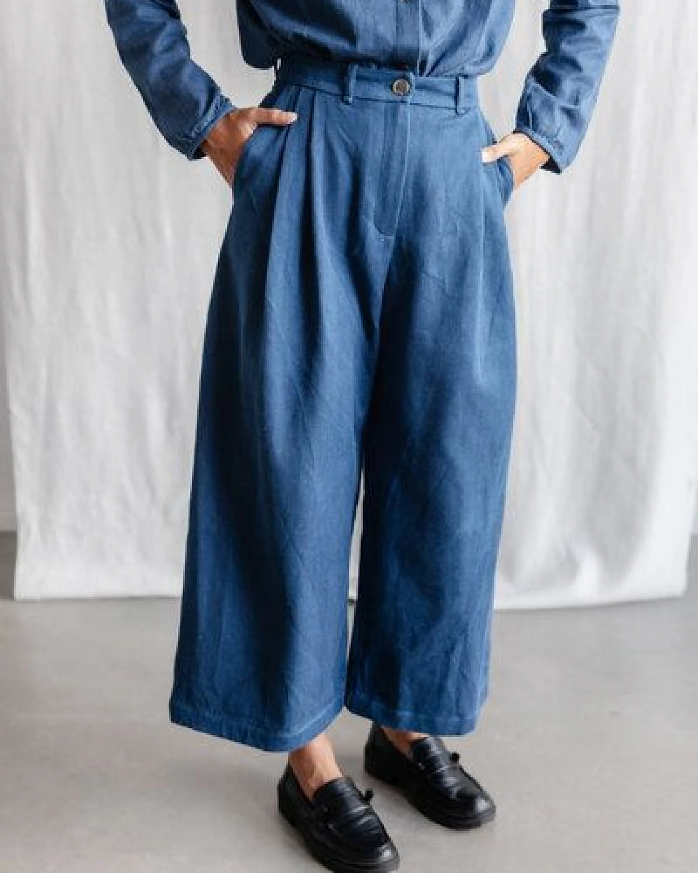 Jyoti - Fair Works Bio-Baumwolldenim Culotte Awasi – Ansicht 3