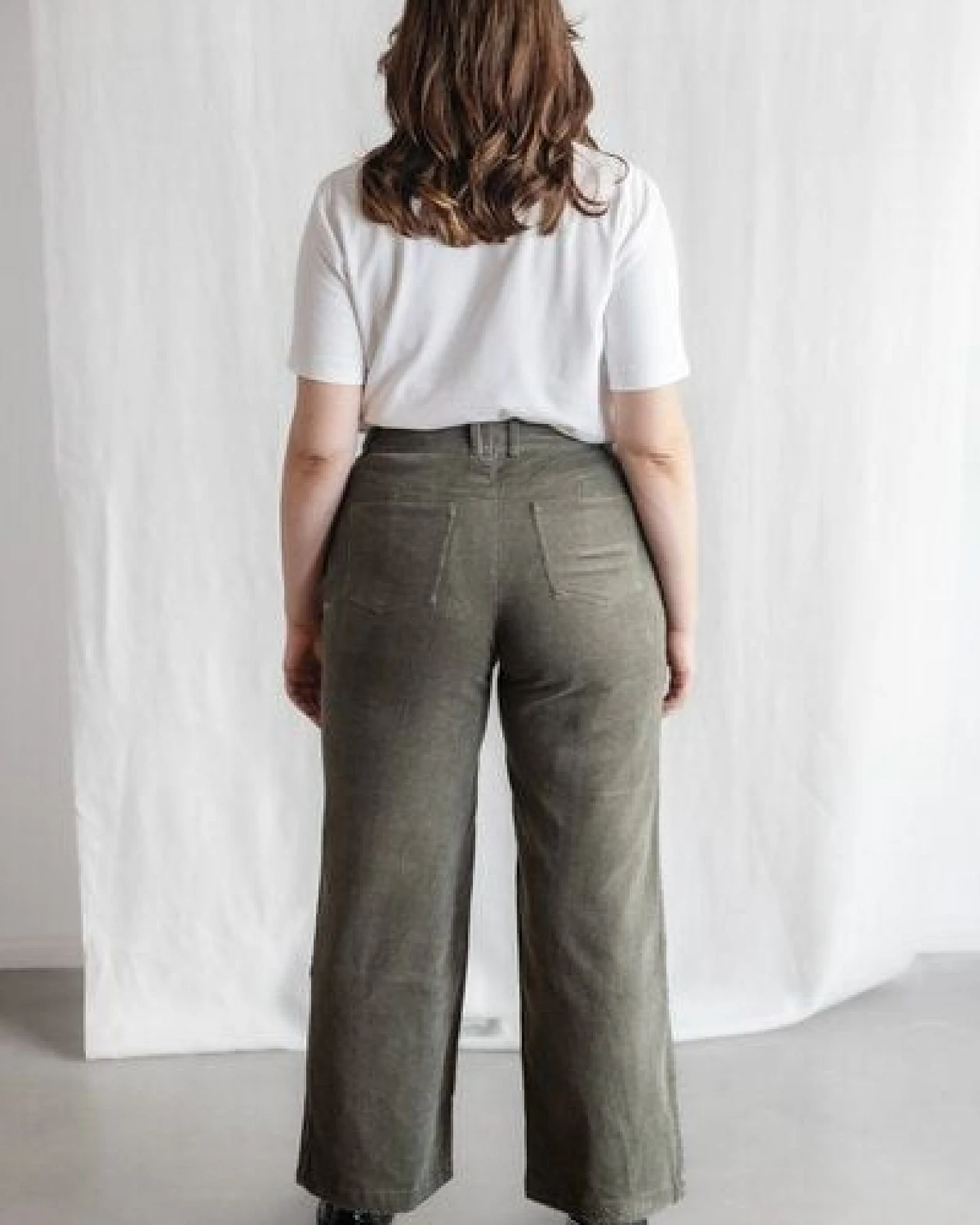 Jyoti - Fair Works Bio-Baumwollcord Hose Tushar – Ansicht 3