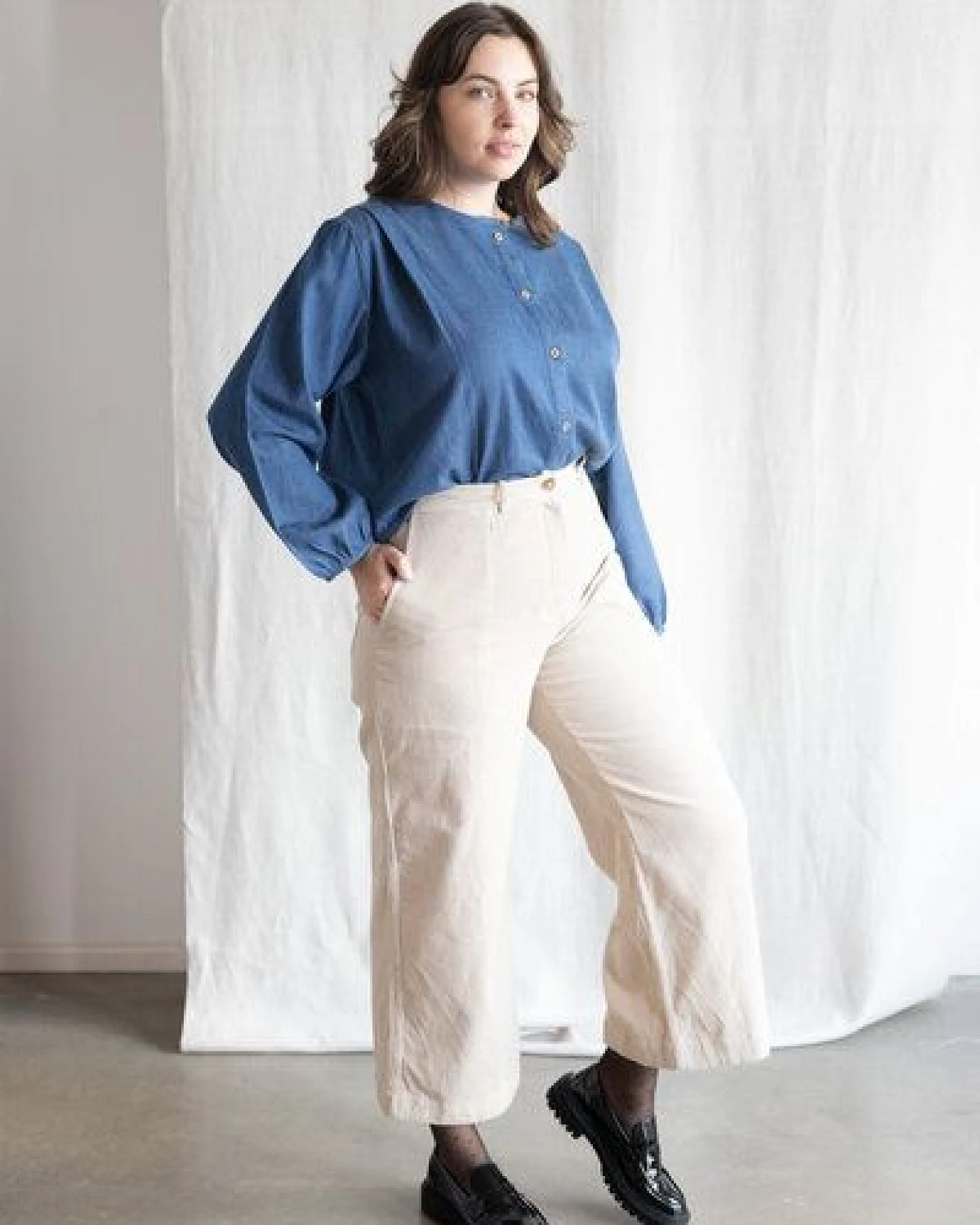 Jyoti - Fair Works Bio-Baumwollcord Hose Damini – Ansicht 3