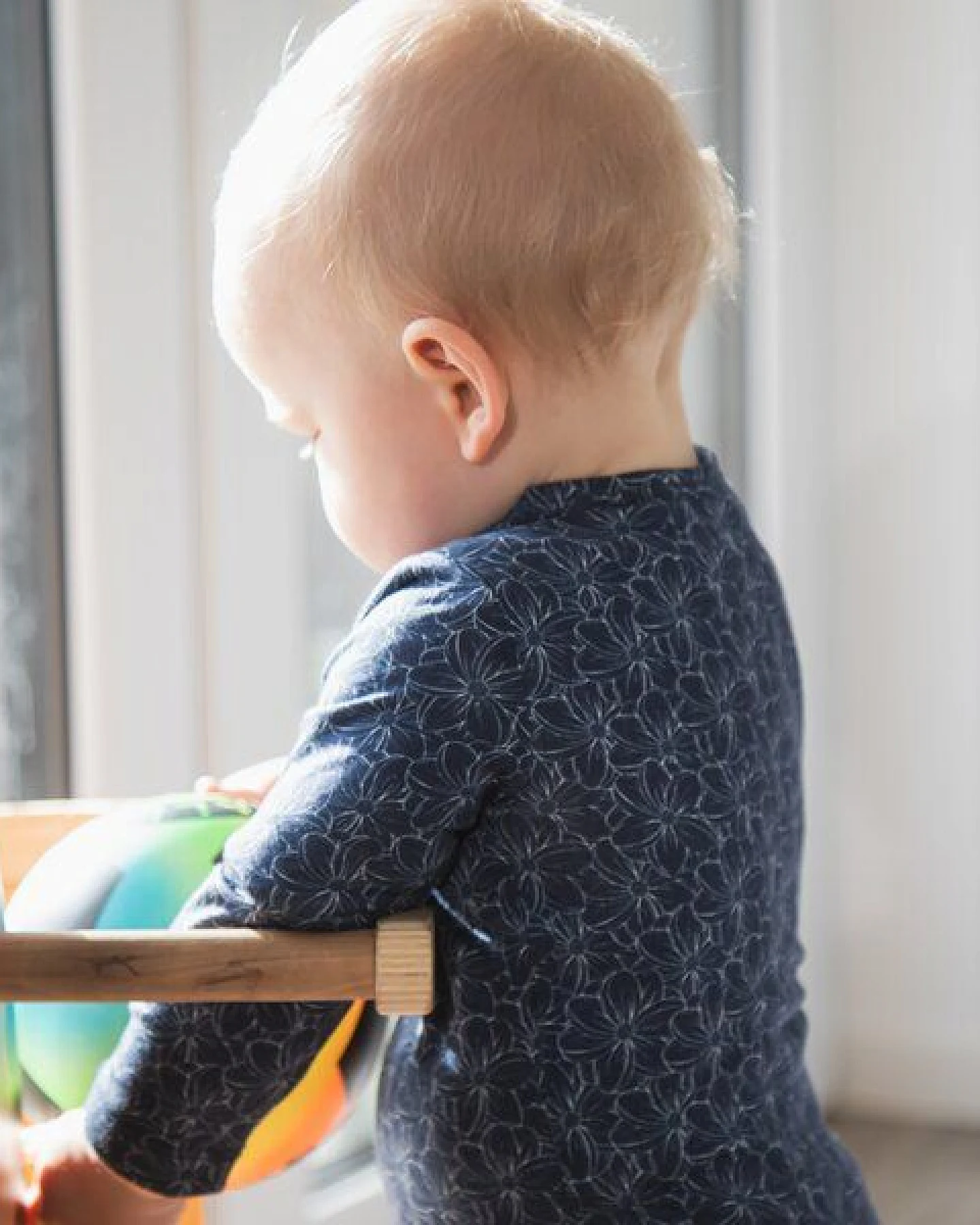 Kokon Zwo Baby Langarmbody 60% Seide (peacesilk) 40% Baumwolle (kbA) – Ansicht 2