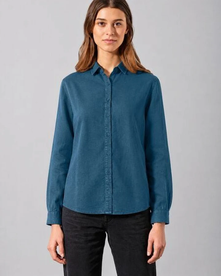 Blau