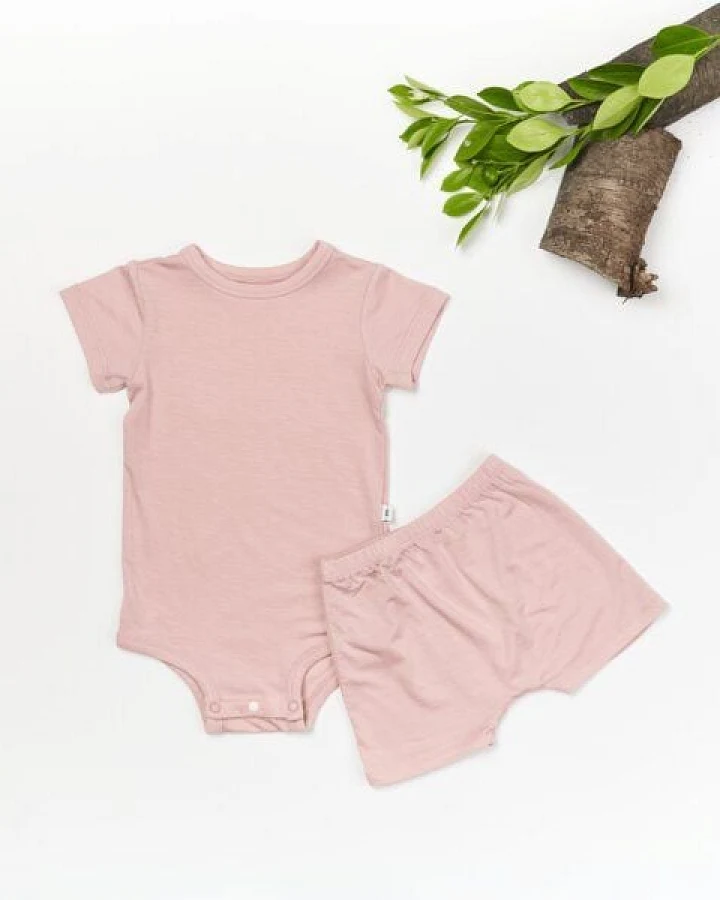 tetoi-vienna TENCEL kurzarm Body und kurze Hose Baby Set "Waldbad"