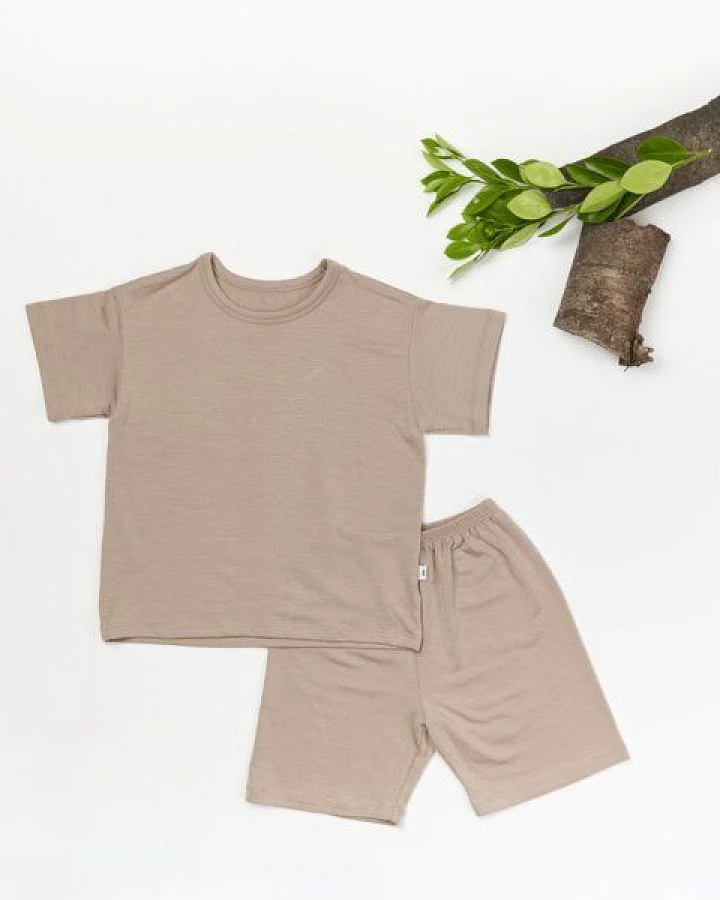 tetoi-vienna TENCEL kurzarm T-Shirt und kurze Hose Kinder Set "Waldbad"