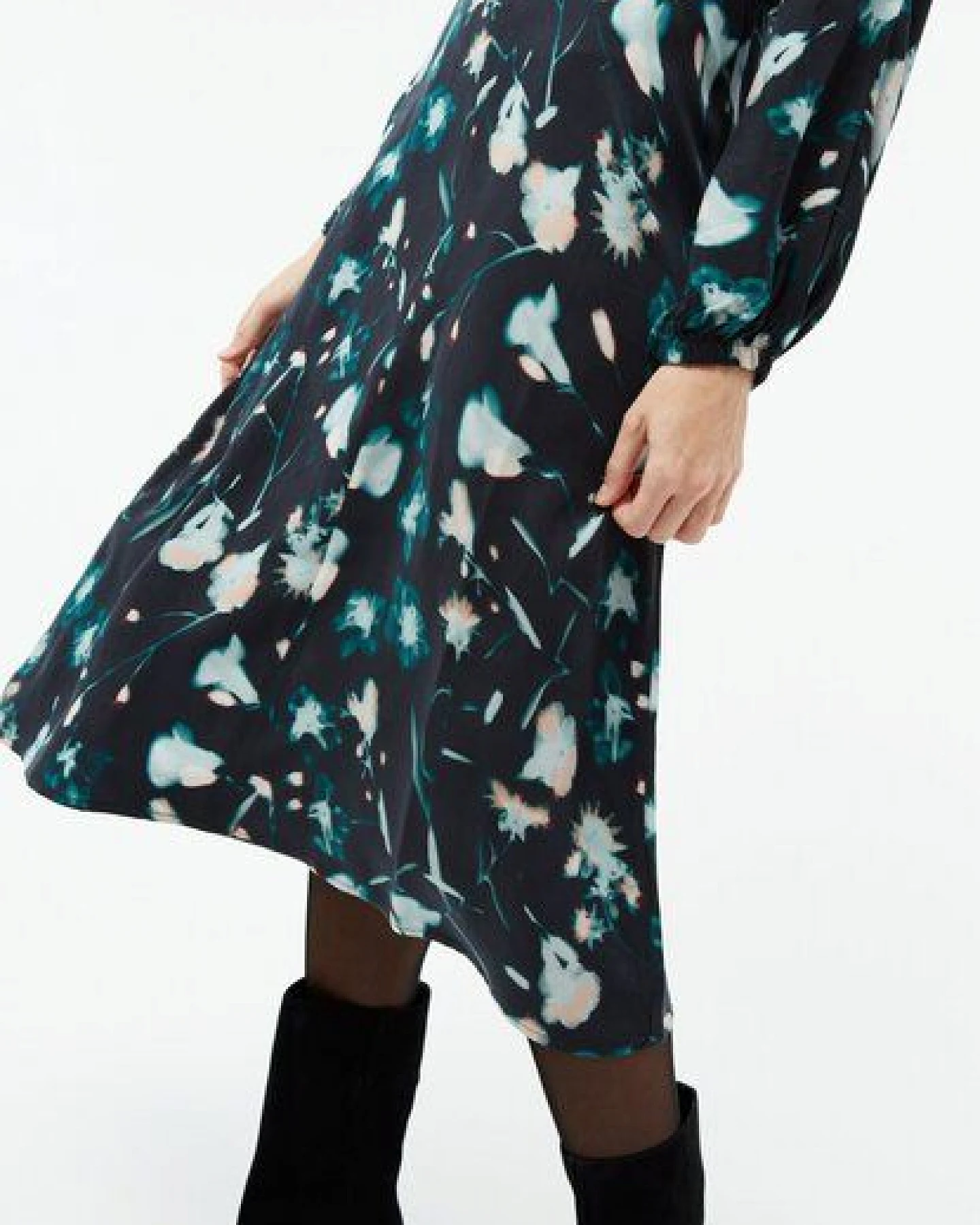 Givn Berlin Midi Kleid GBANISSA aus Cupro (Bemberg) – Ansicht 3