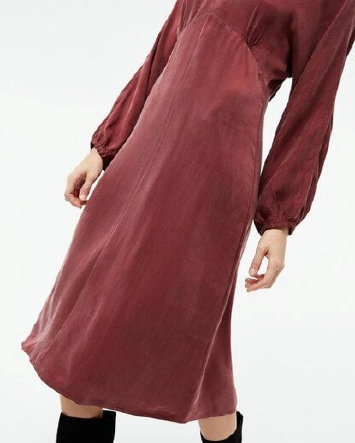 Givn Berlin Midi Kleid GBANISSA aus Cupro (Bemberg) – Ansicht 2