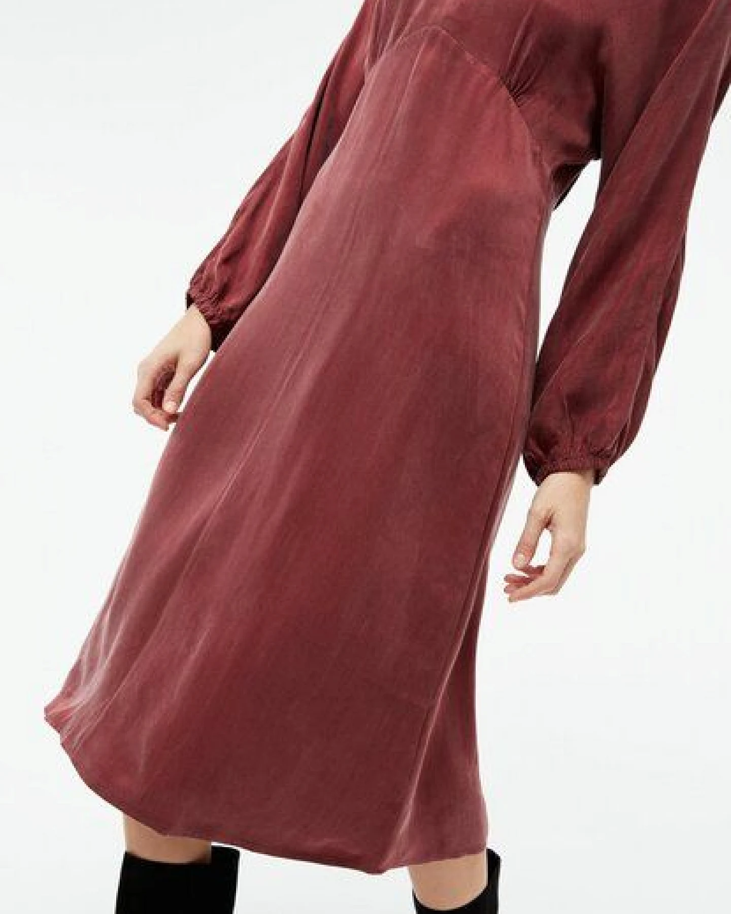 Givn Berlin Midi Kleid GBANISSA aus Cupro (Bemberg) – Ansicht 2