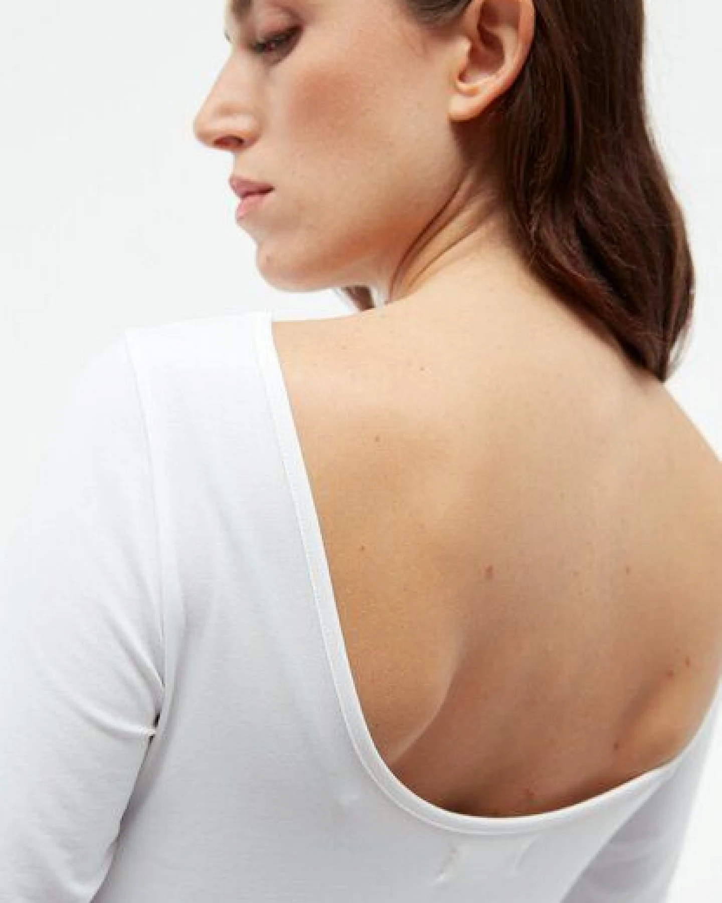 Givn Berlin Longsleeve GBMIMI aus Bio-Baumwolle mit tiefem Rückenausschnitt – Ansicht 4