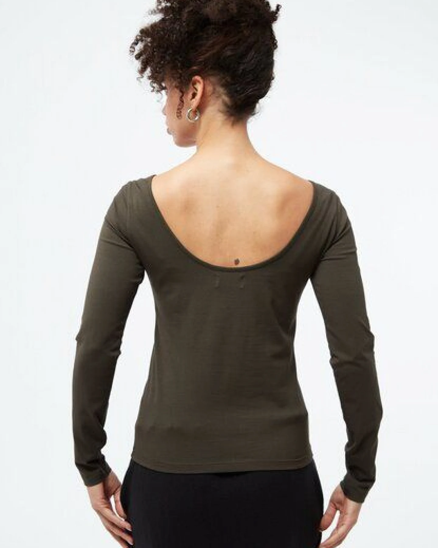 Givn Berlin Longsleeve GBMIMI aus Bio-Baumwolle mit tiefem Rückenausschnitt – Ansicht 3
