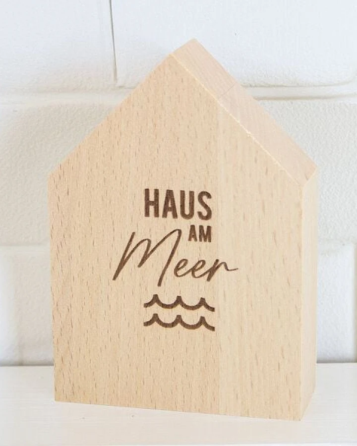 Bow & Hummingbird Großes Deko-Holzhäuschen Haus am Meer