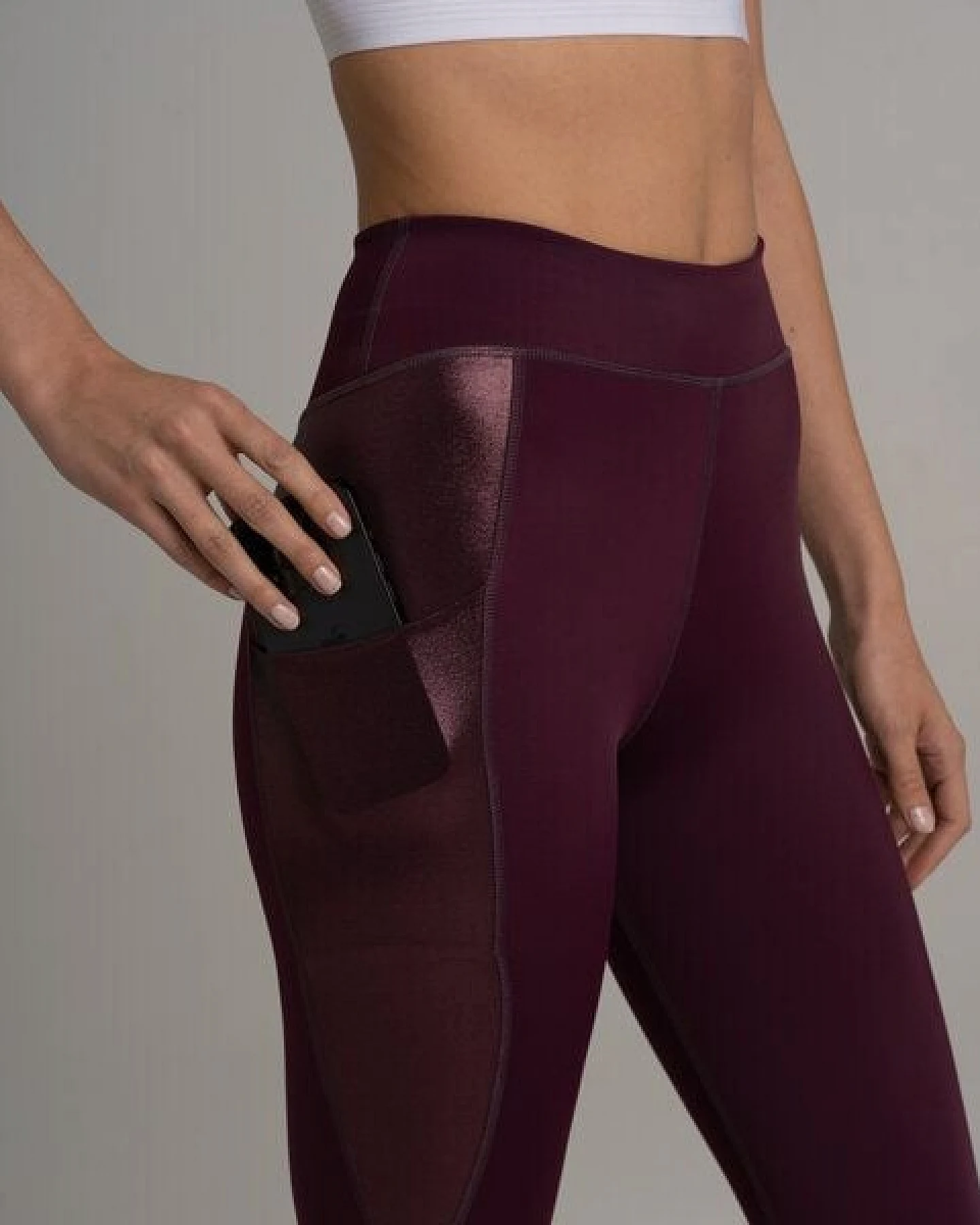 Bodyguard Honolulu 3/4 Leggings aus ECONYL® mit Seitentasche – Ansicht 4