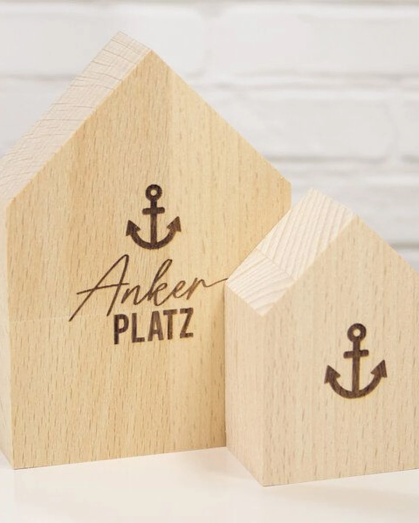 Bow & Hummingbird Kleines Deko-Holzhäuschen Anker – Ansicht 2