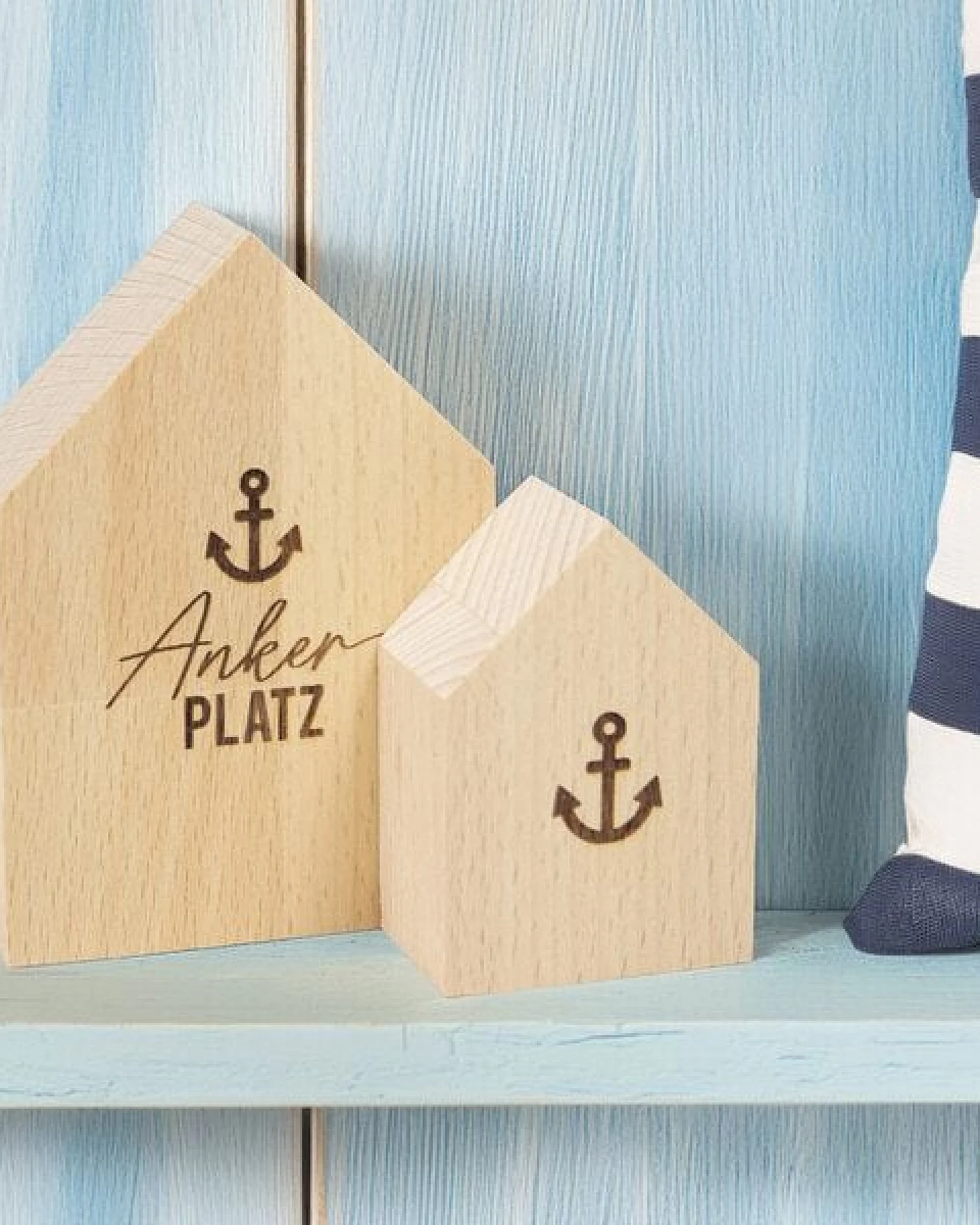 Bow & Hummingbird Kleines Deko-Holzhäuschen Anker – Ansicht 4