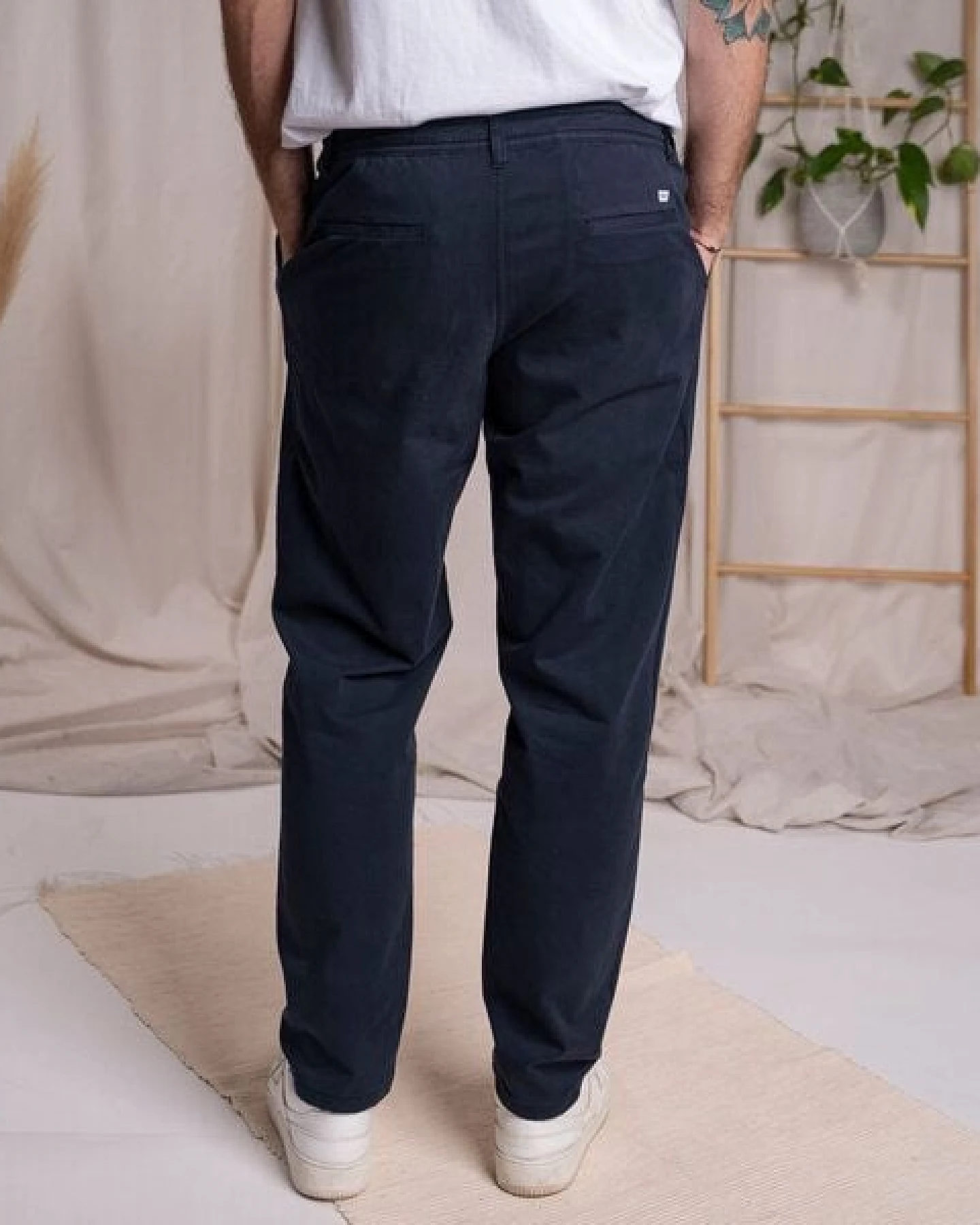 Vresh Clothing Vabiolo - Chino aus Biobaumwoll-Mix – Ansicht 2