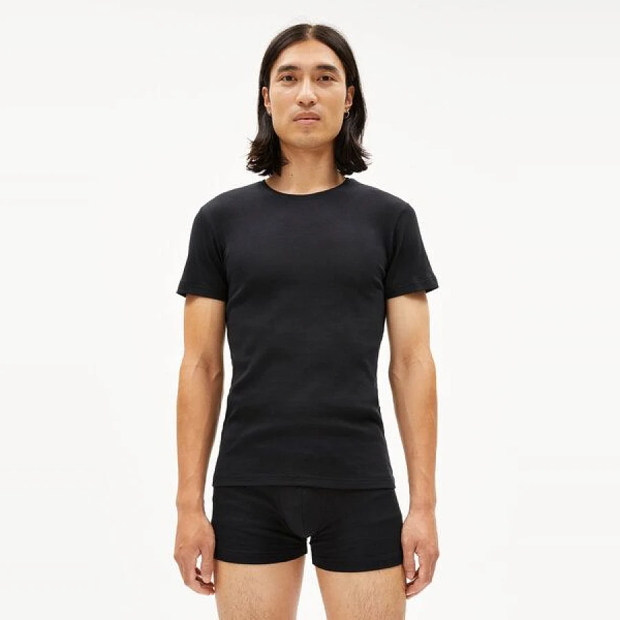 Schwarz