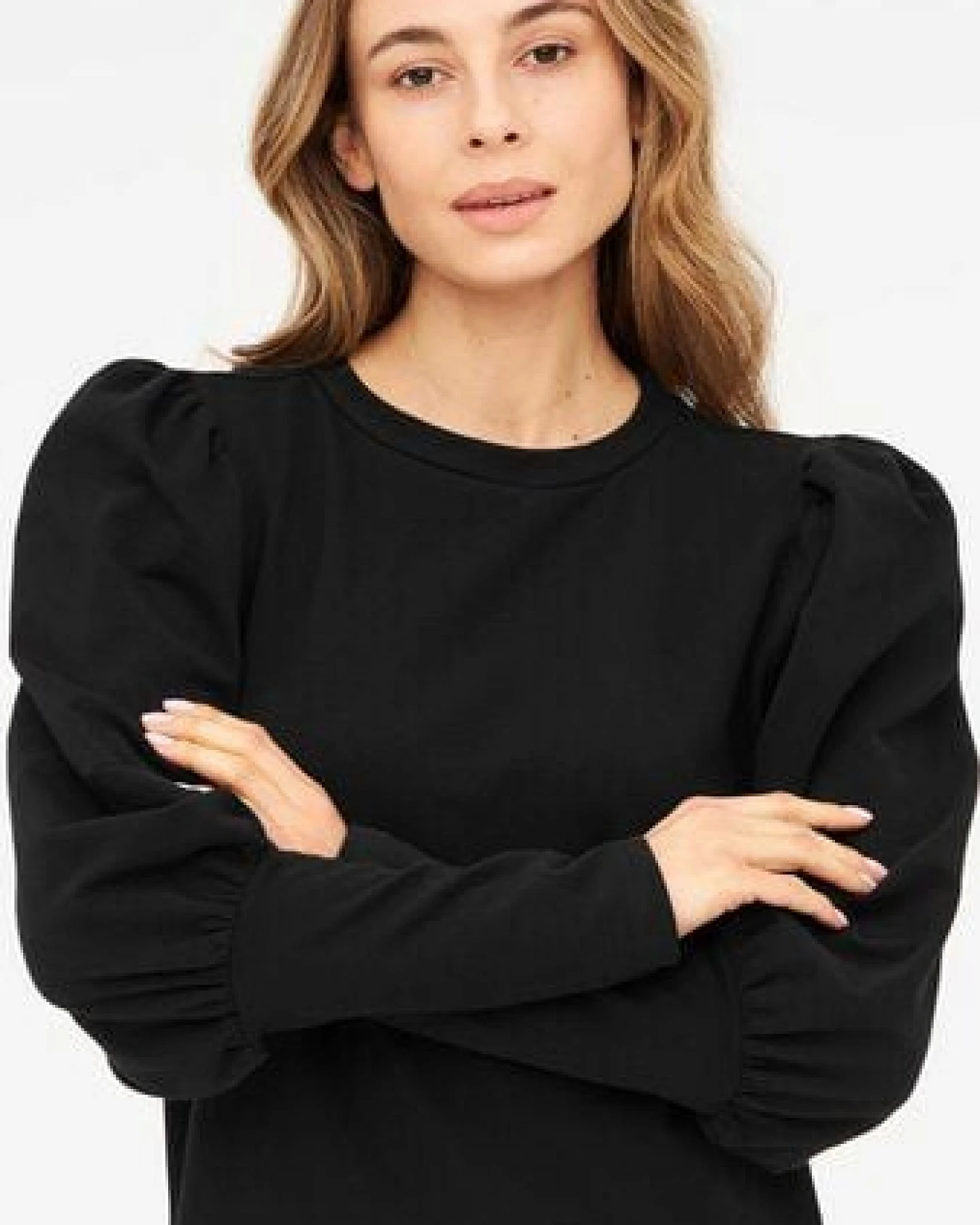 WiDDA berlin KOILE schwarzes Sweatkleid mit Puffärmeln aus Bio-Baumwolle – Ansicht 2
