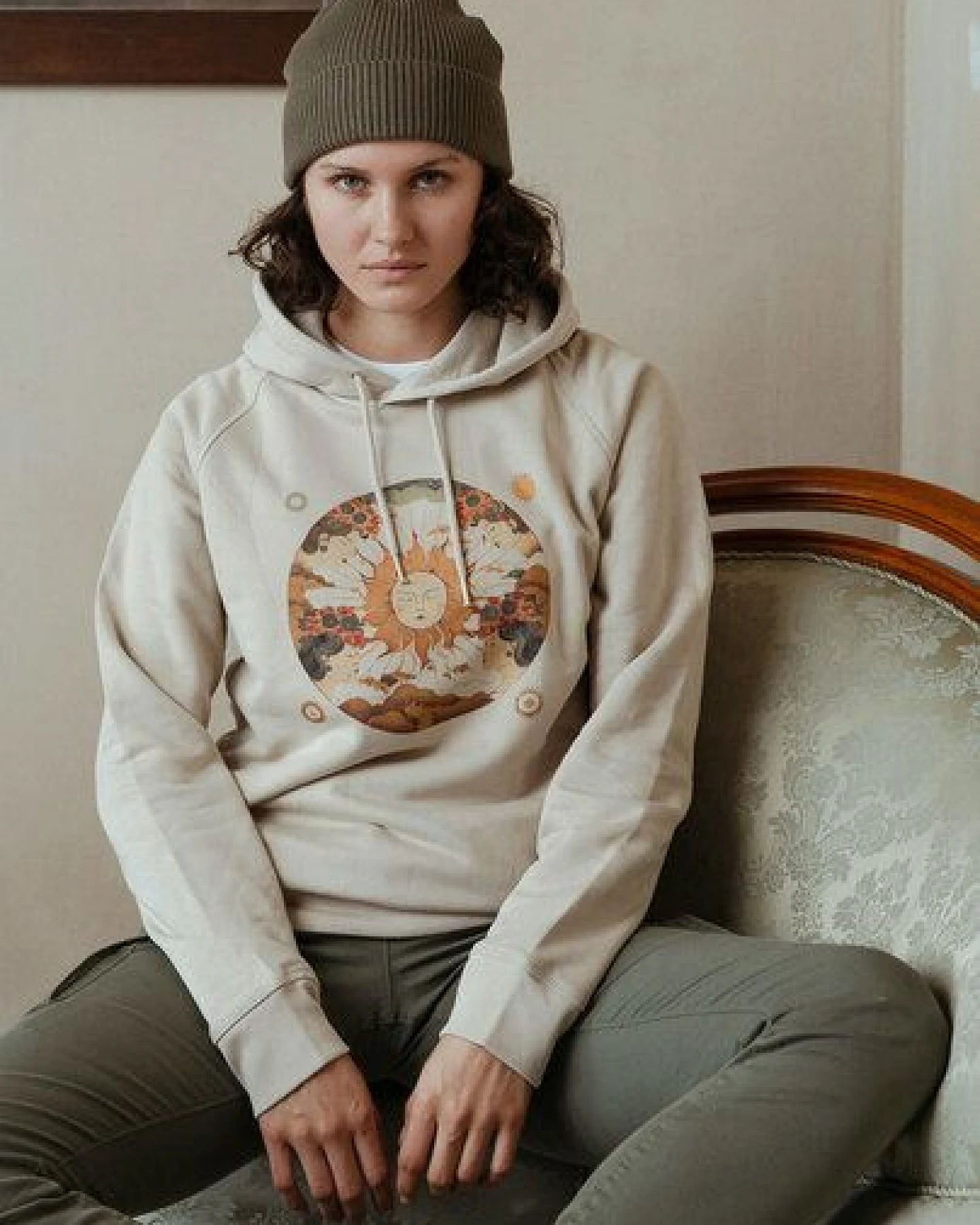 Kultgut Biofair- Weicher Kapuzenpullover / il sole – Ansicht 3