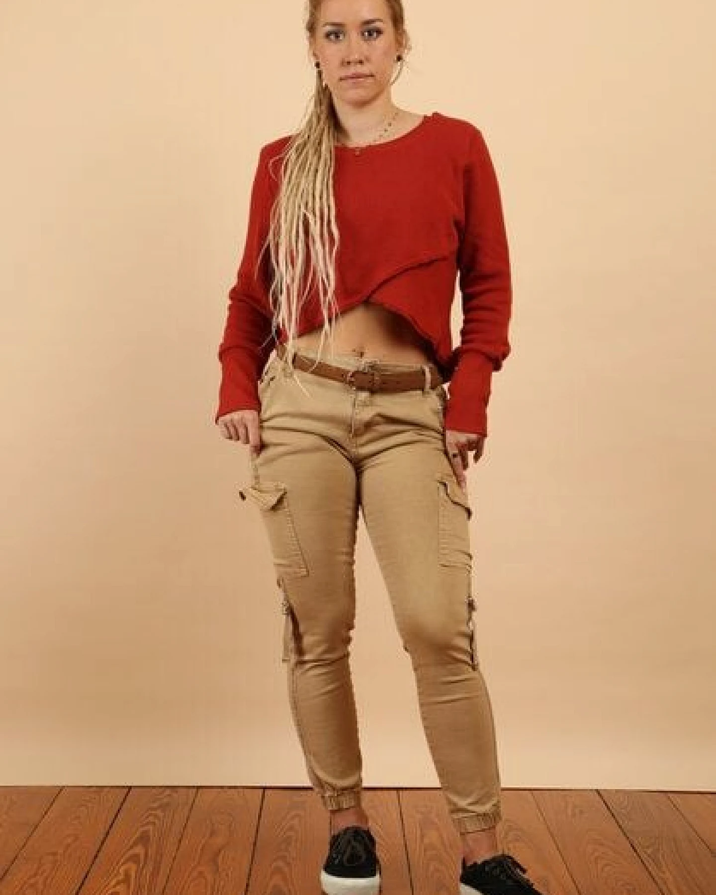 Die rote Zora Strick Kurzsweater – Ansicht 4