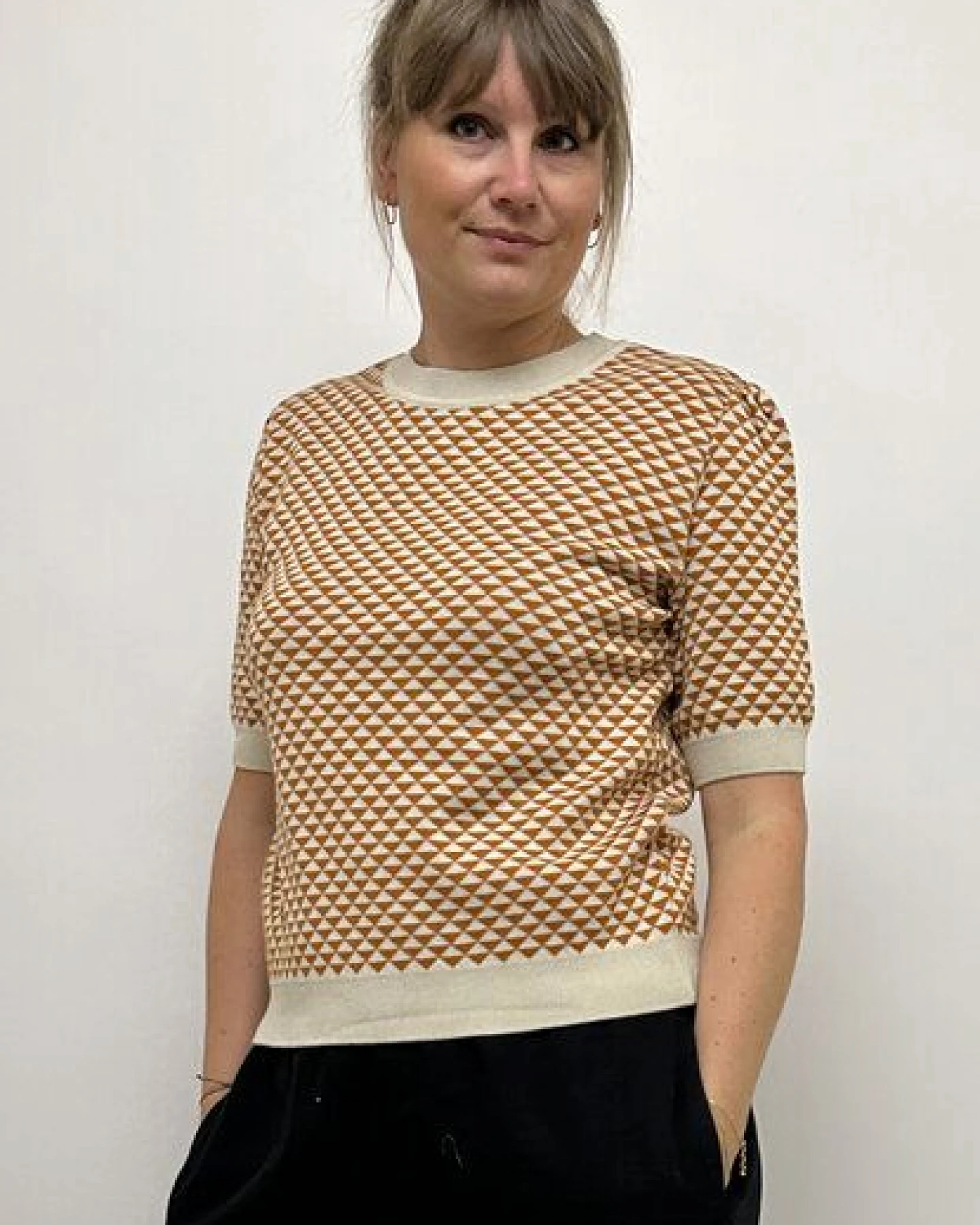 GROBUND Das Strick-T-Shirt Alva - GOTS zertifiziert – Ansicht 2