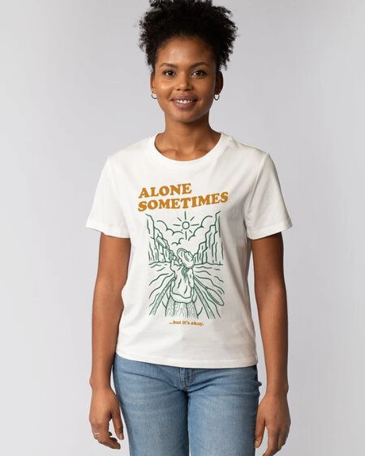 watapparel T-Shirt Frauen Alone sometimes but its okay