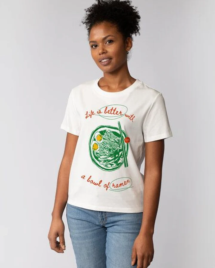 watapparel T-Shirt Frauen Life is better with ramen