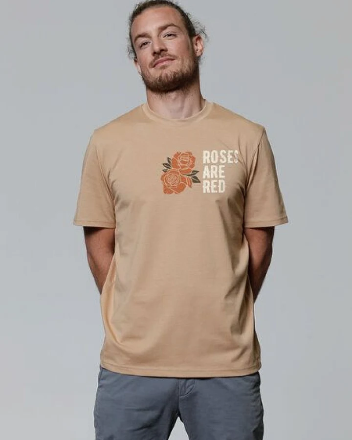 watapparel T-Shirt Unisex Roses are red