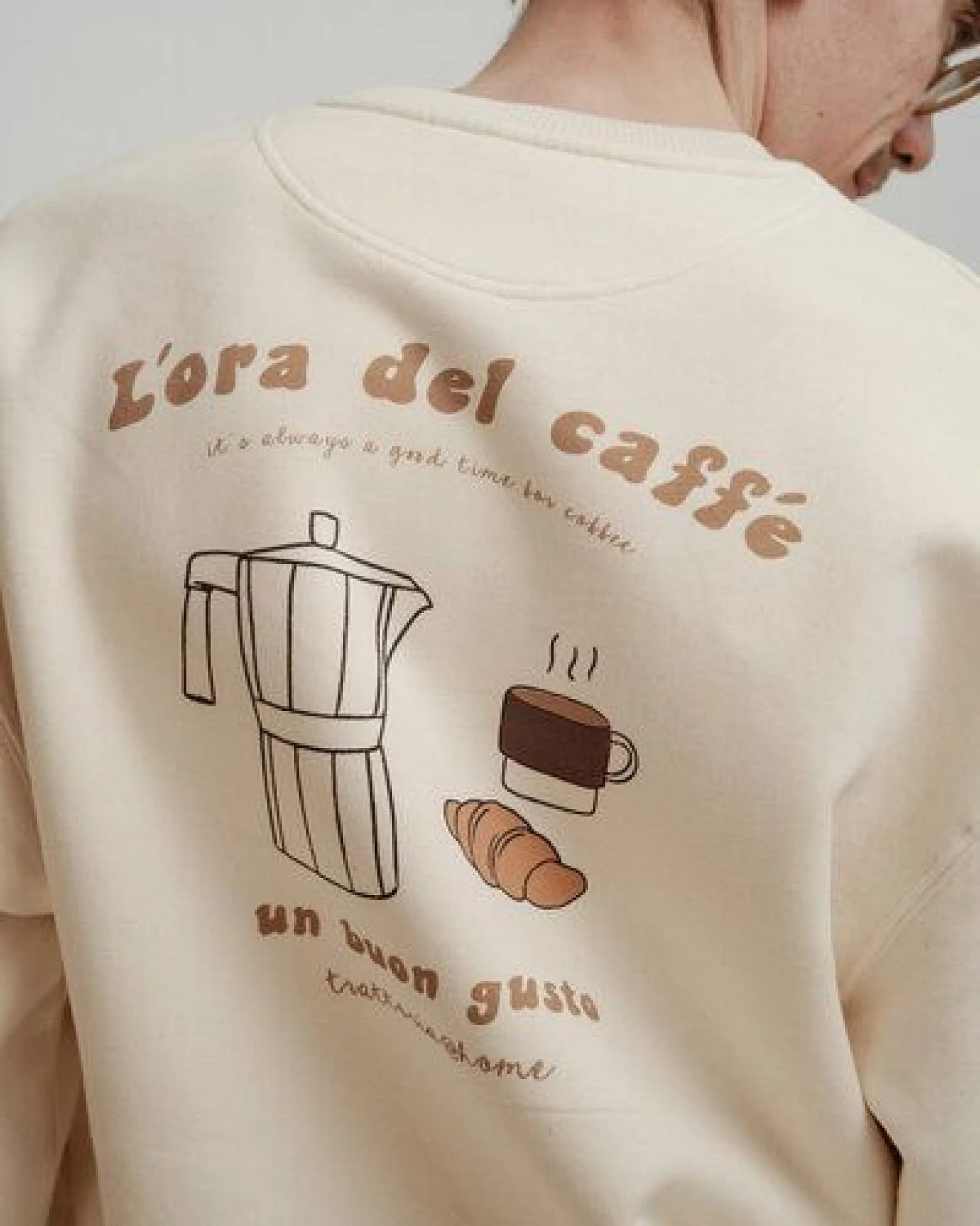 Kultgut Flauschiger Oversize Sweater / Caffé – Ansicht 3