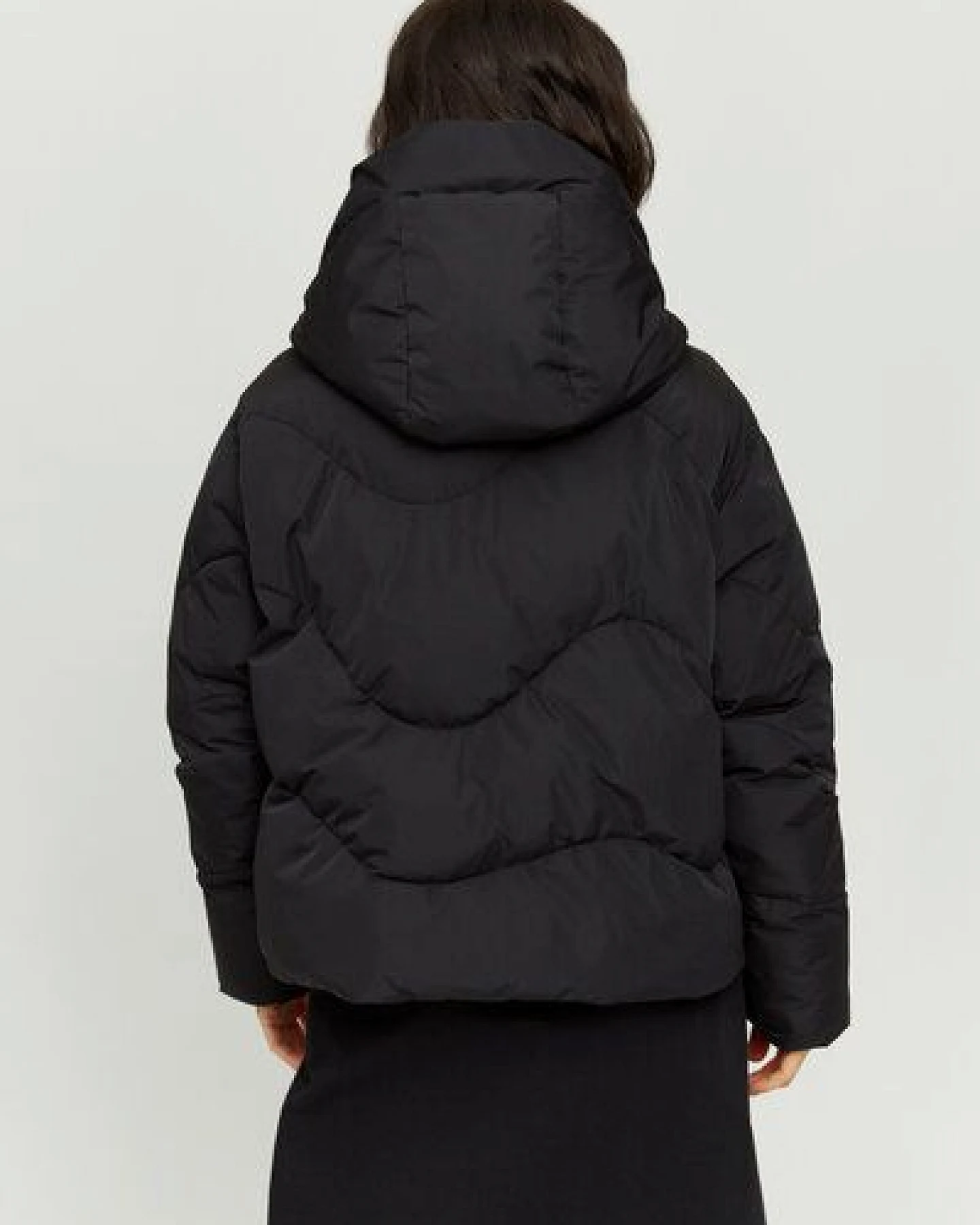 Mazine Kurze Pufferjacke Dana - aus recyceltem Polyester – Ansicht 2